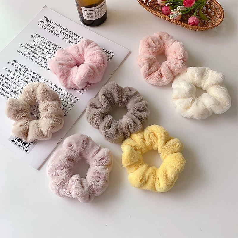 Plain Scrunchie Product Image