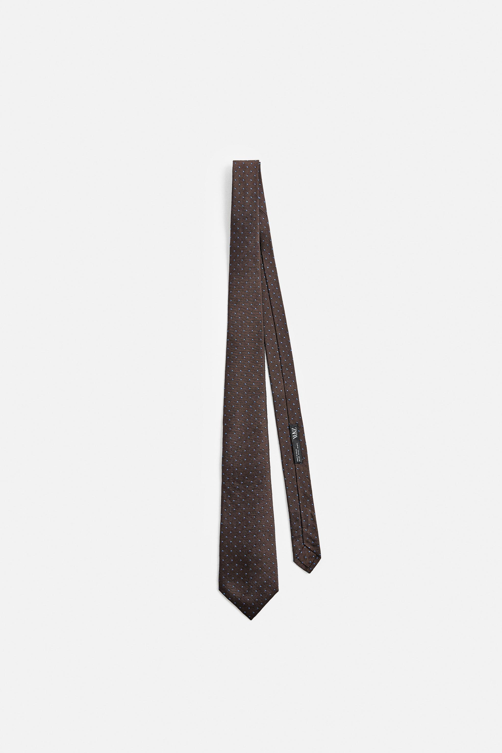 100% SILK POLKA DOT JACQUARD TIE Product Image