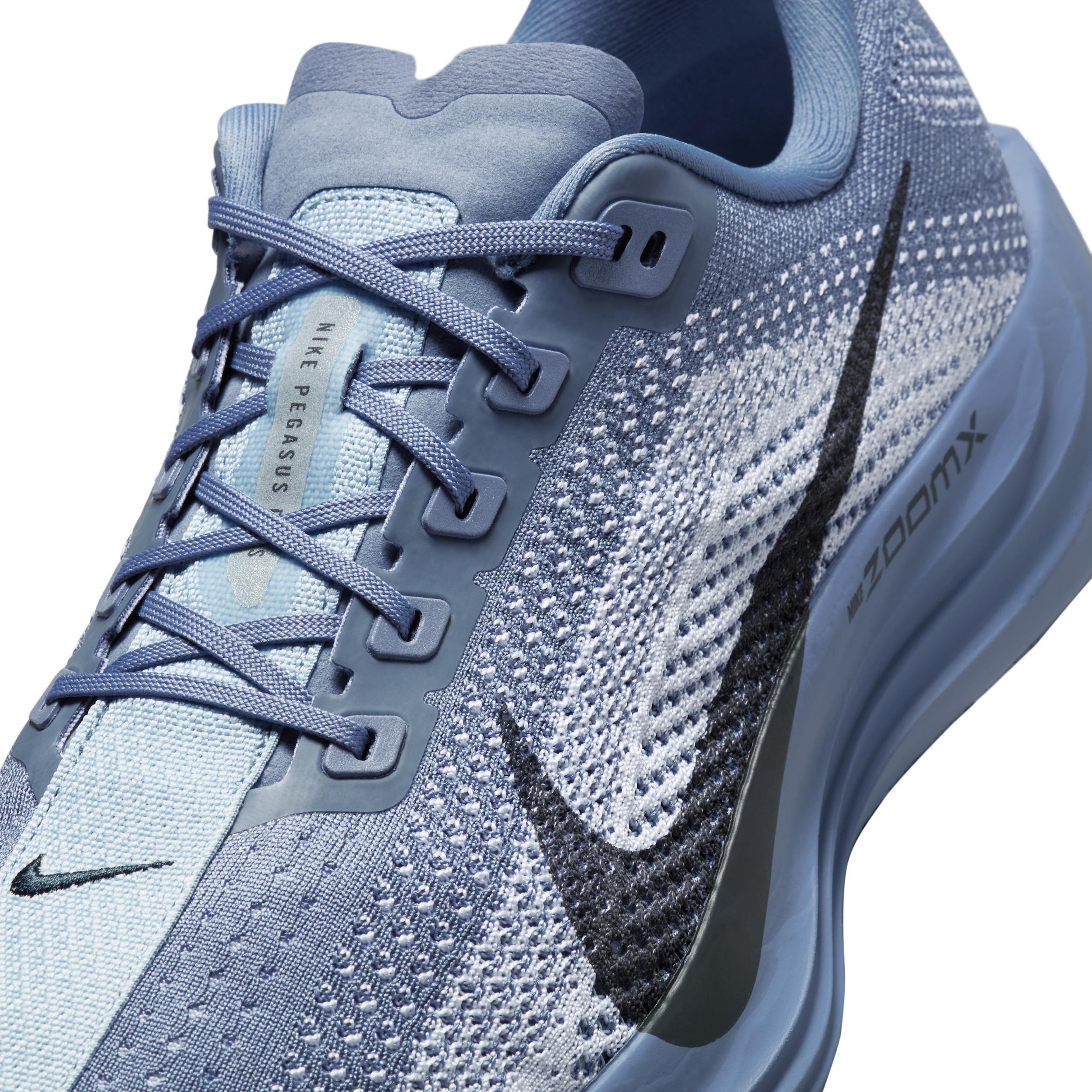 Nike Men's Pegasus Plus Road Running Shoes Product Image