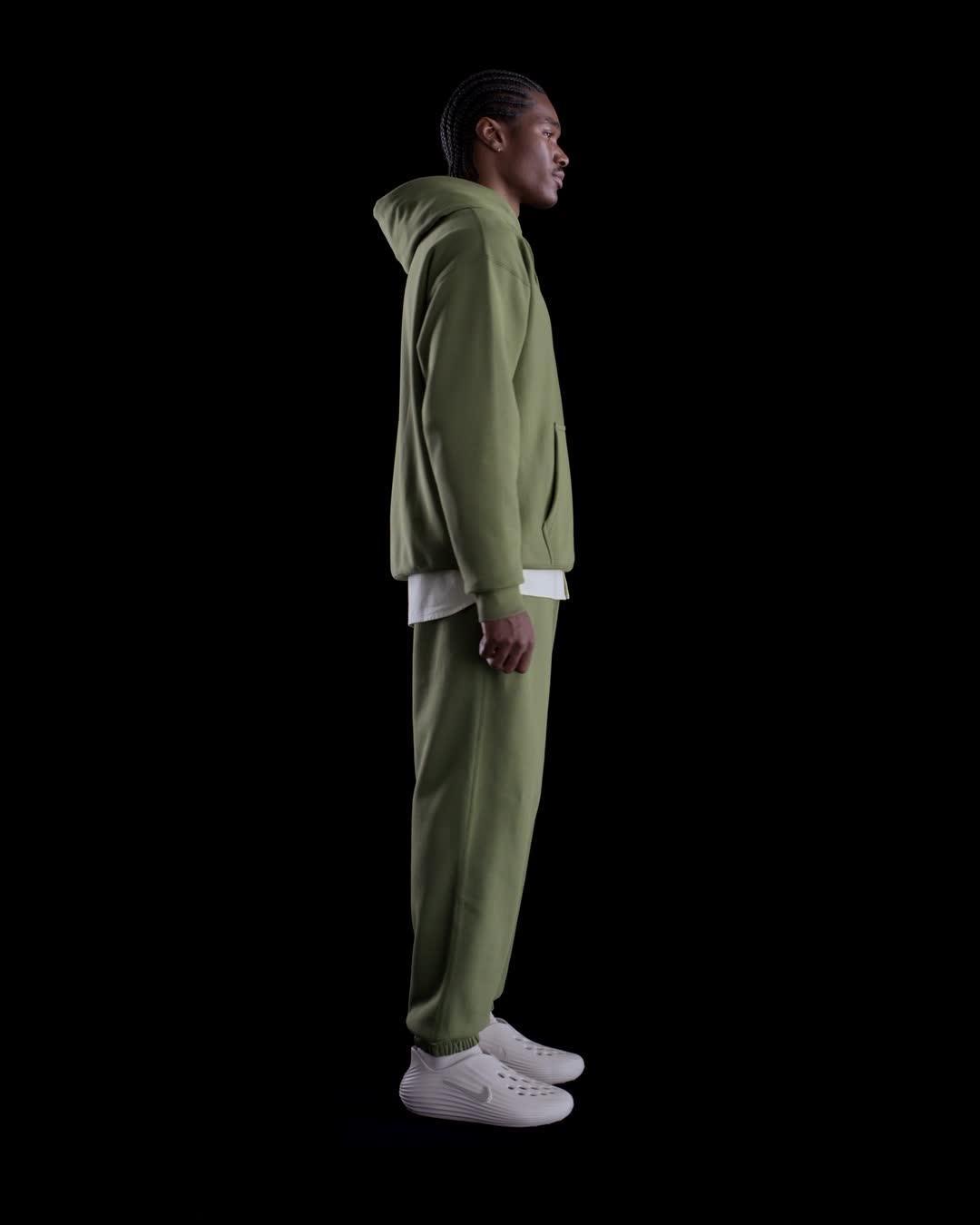 Nike Mens Solo Swoosh Pullover Hoodie | HV1082-010 Product Image