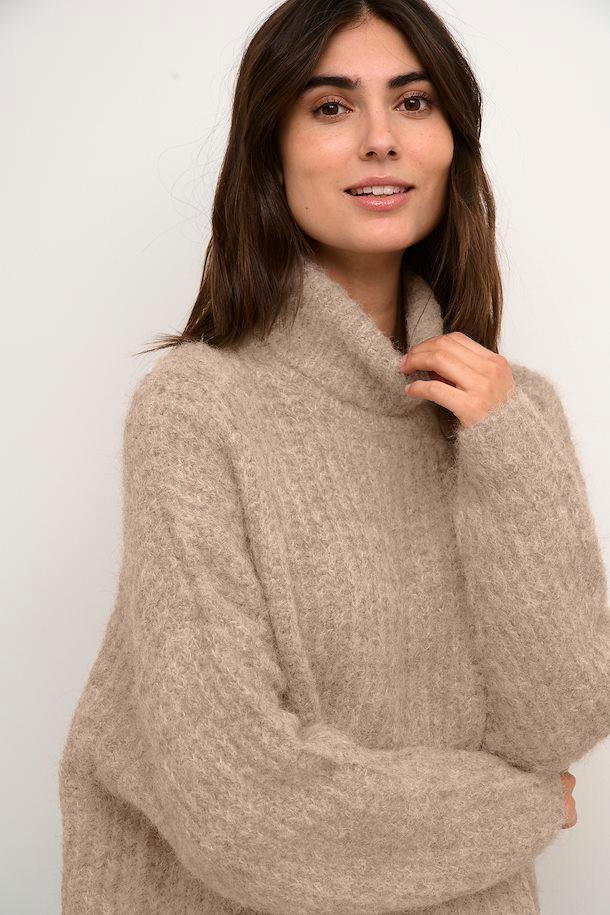 CUbrava Pullover Product Image