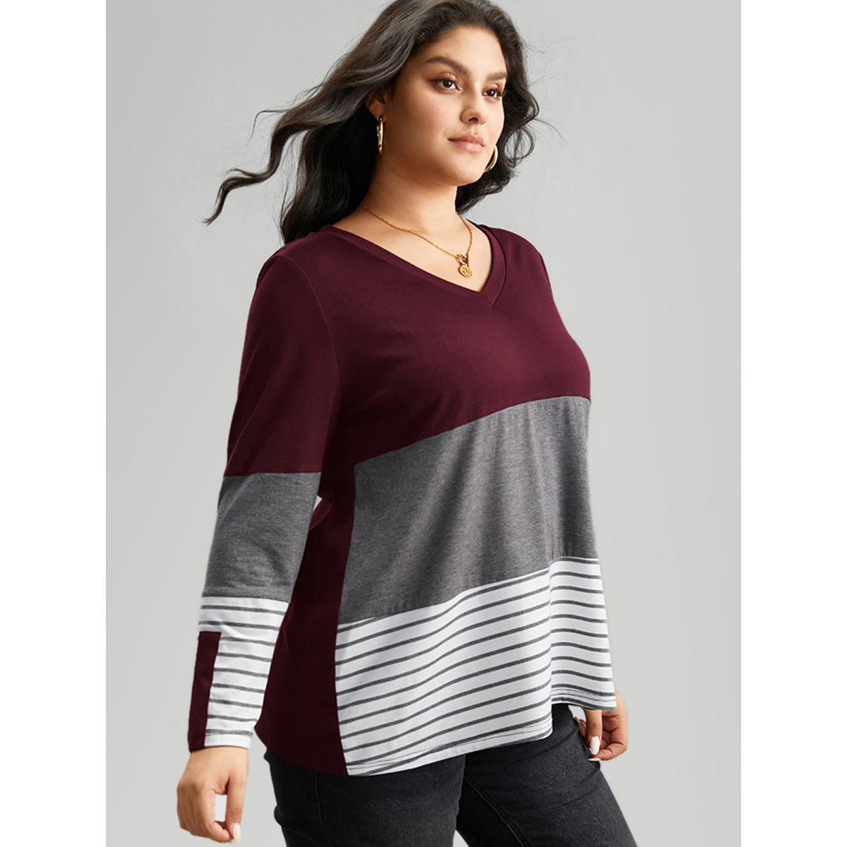 Plus Size Colorblock Contrast Striped V Neck T-shirt Burgundy Women Leisure Contrast Striped V-neck Casual T-shirts BloomChic 28/5X Product Image