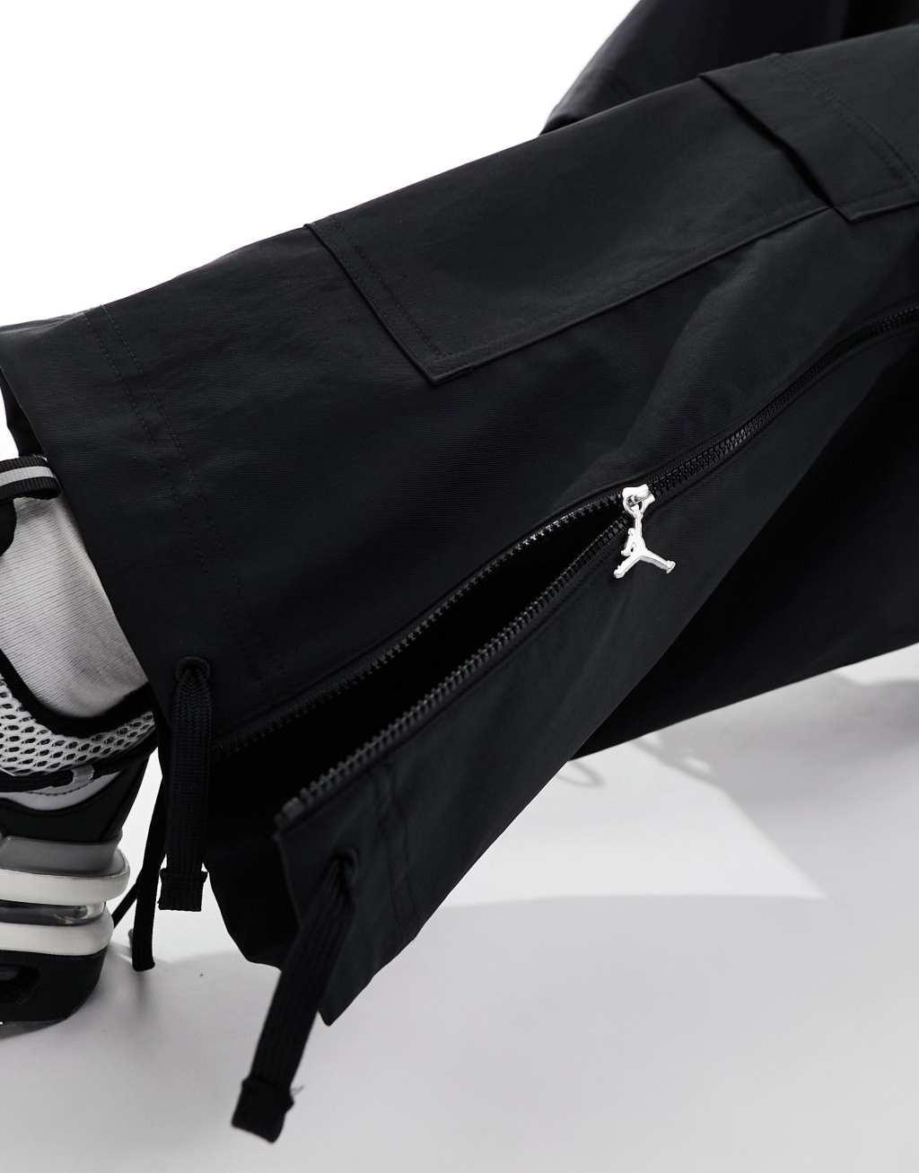 Jordan high waist chicago cargo pants Product Image