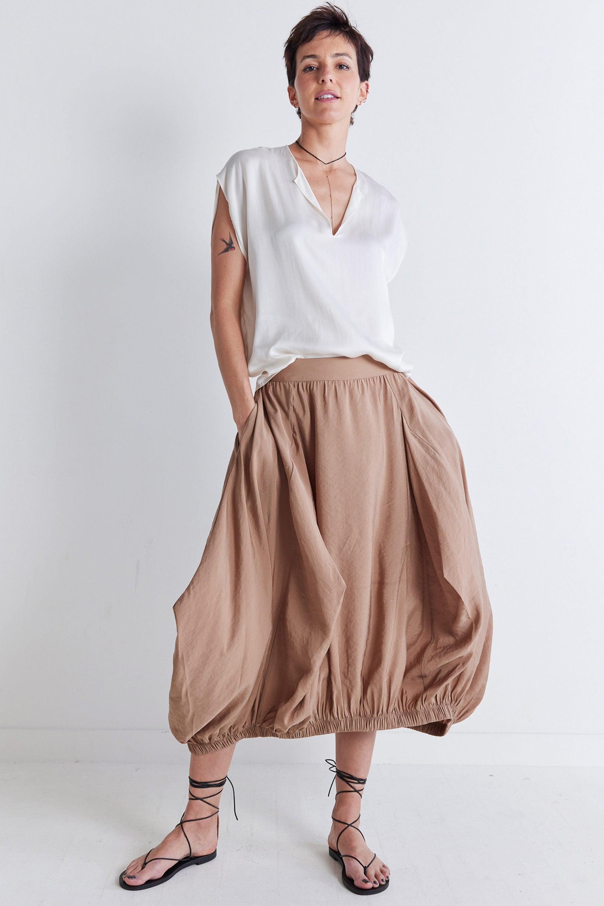 Pleat-Adoring Light Poplin Skirt Product Image