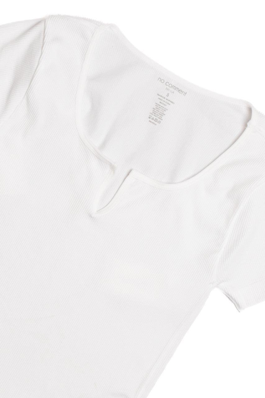 White Short Sleeve Seamless Notched Tee Product Image