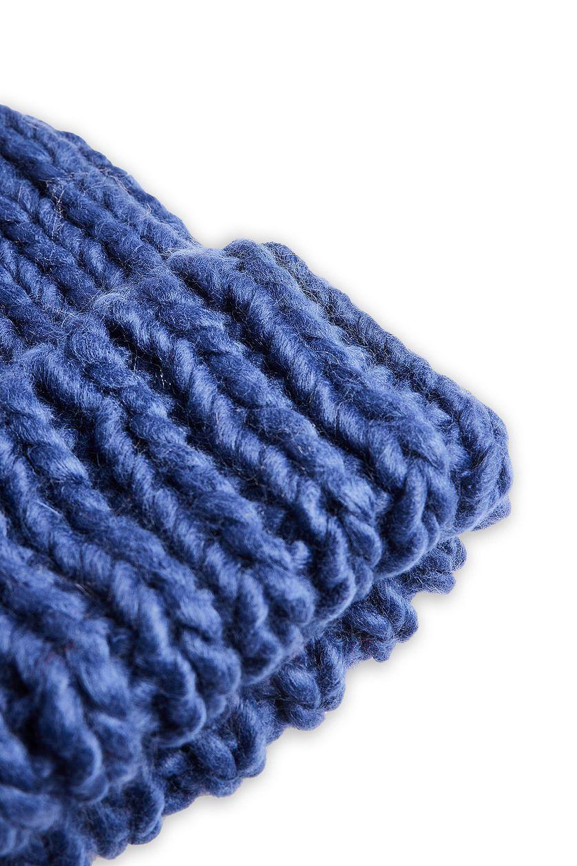 Chunky Knitted Beanie Product Image