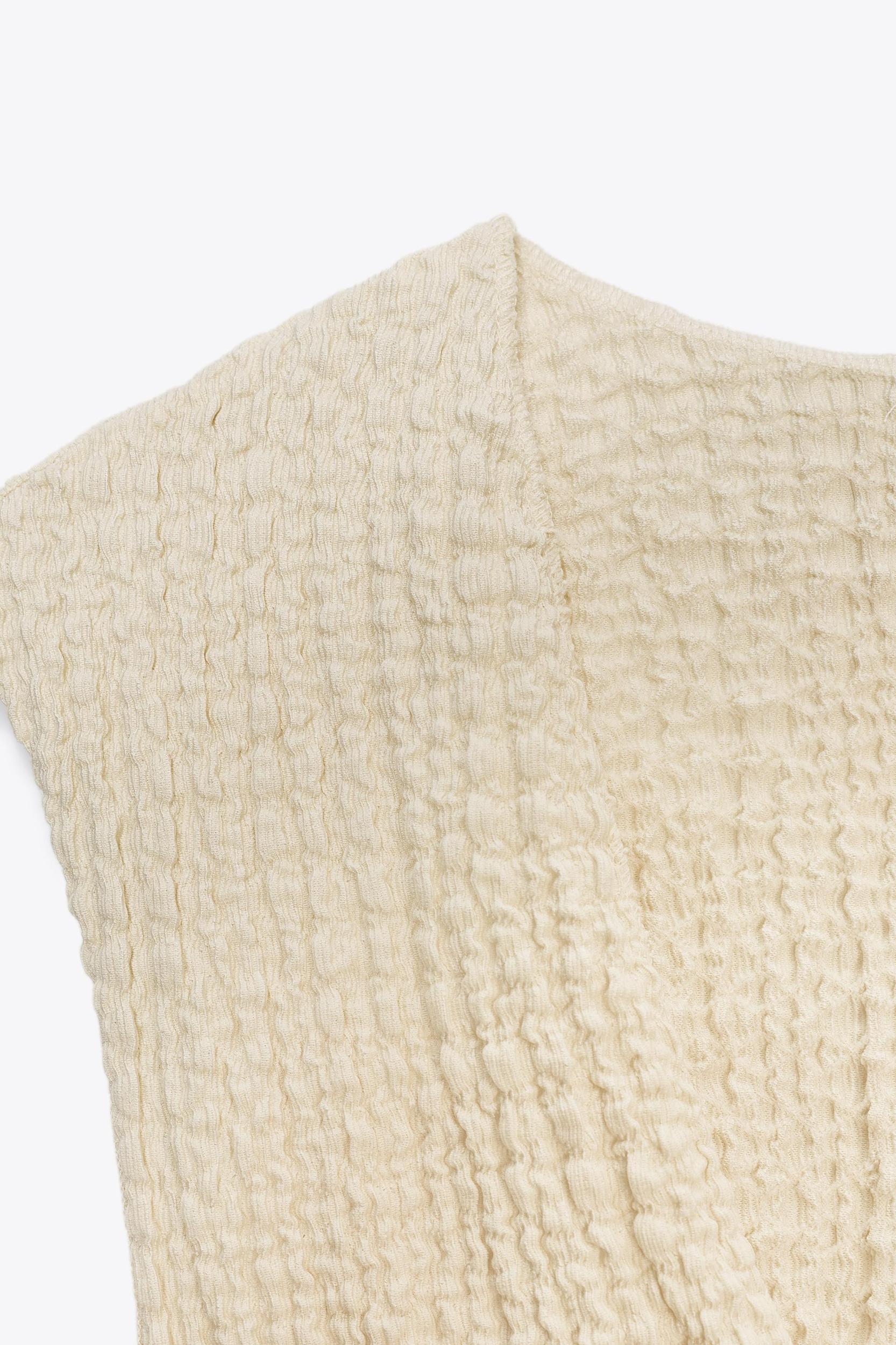 TEXTURED TOP Product Image