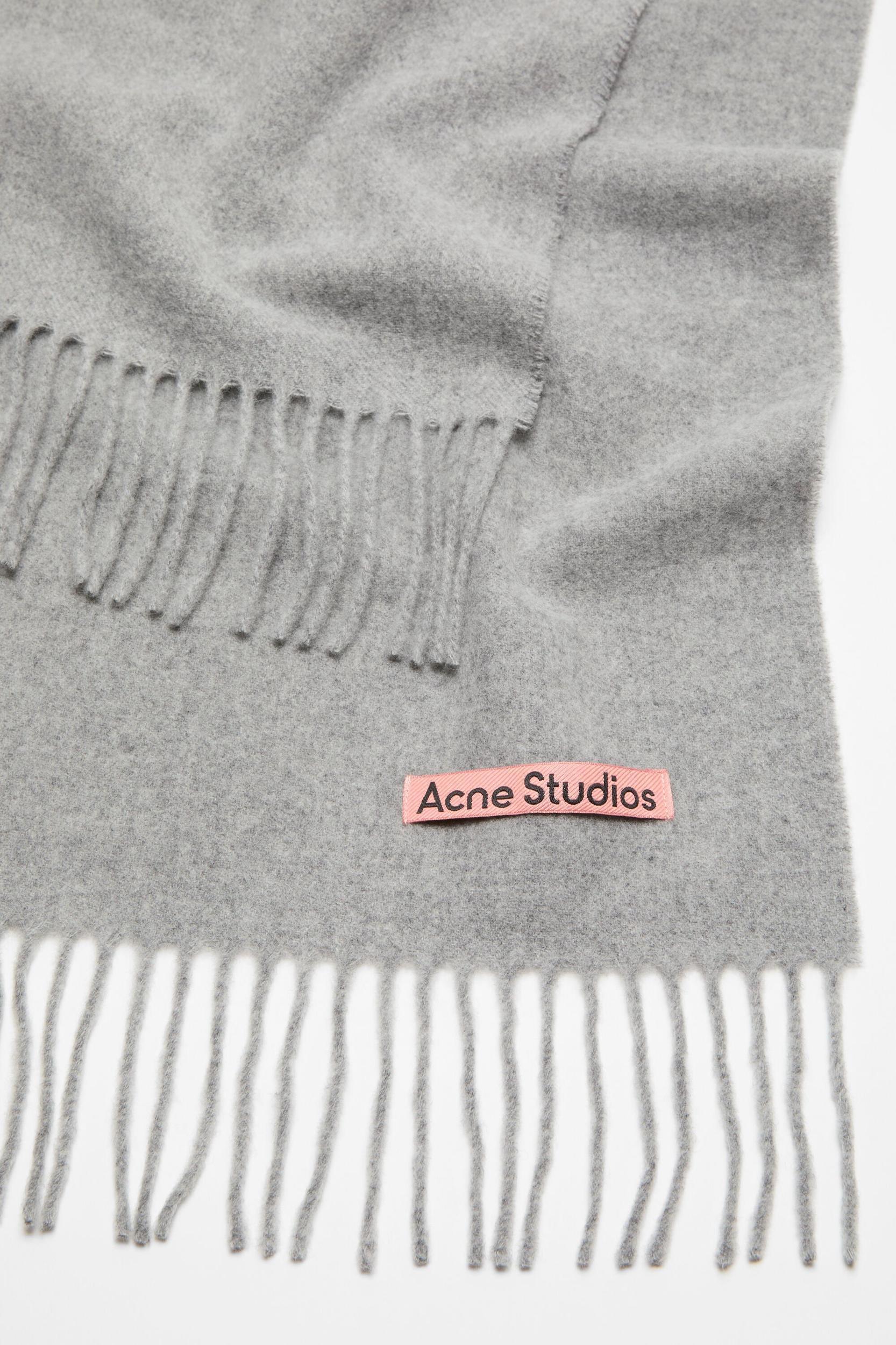 Fringe wool scarf - Narrow Product Image