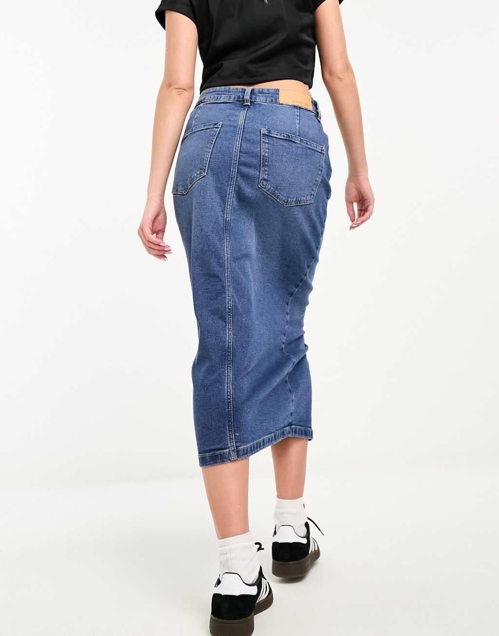 Noisy May denim midi skirt in mid blue Product Image