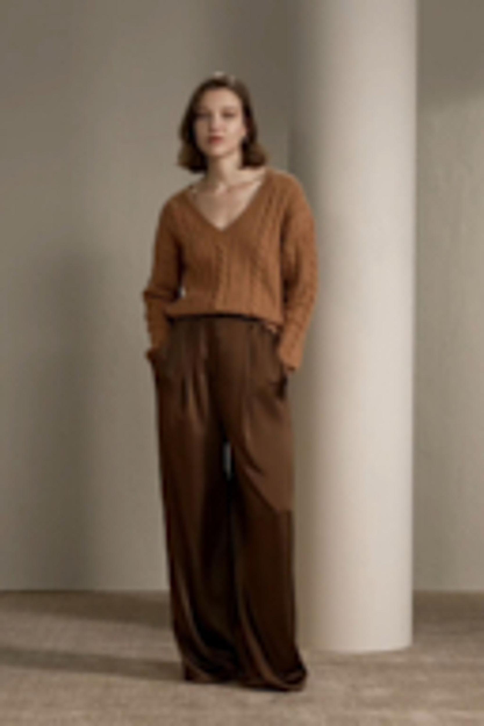 Cable-Knit Wool-Cashmere Blend Sweater Product Image