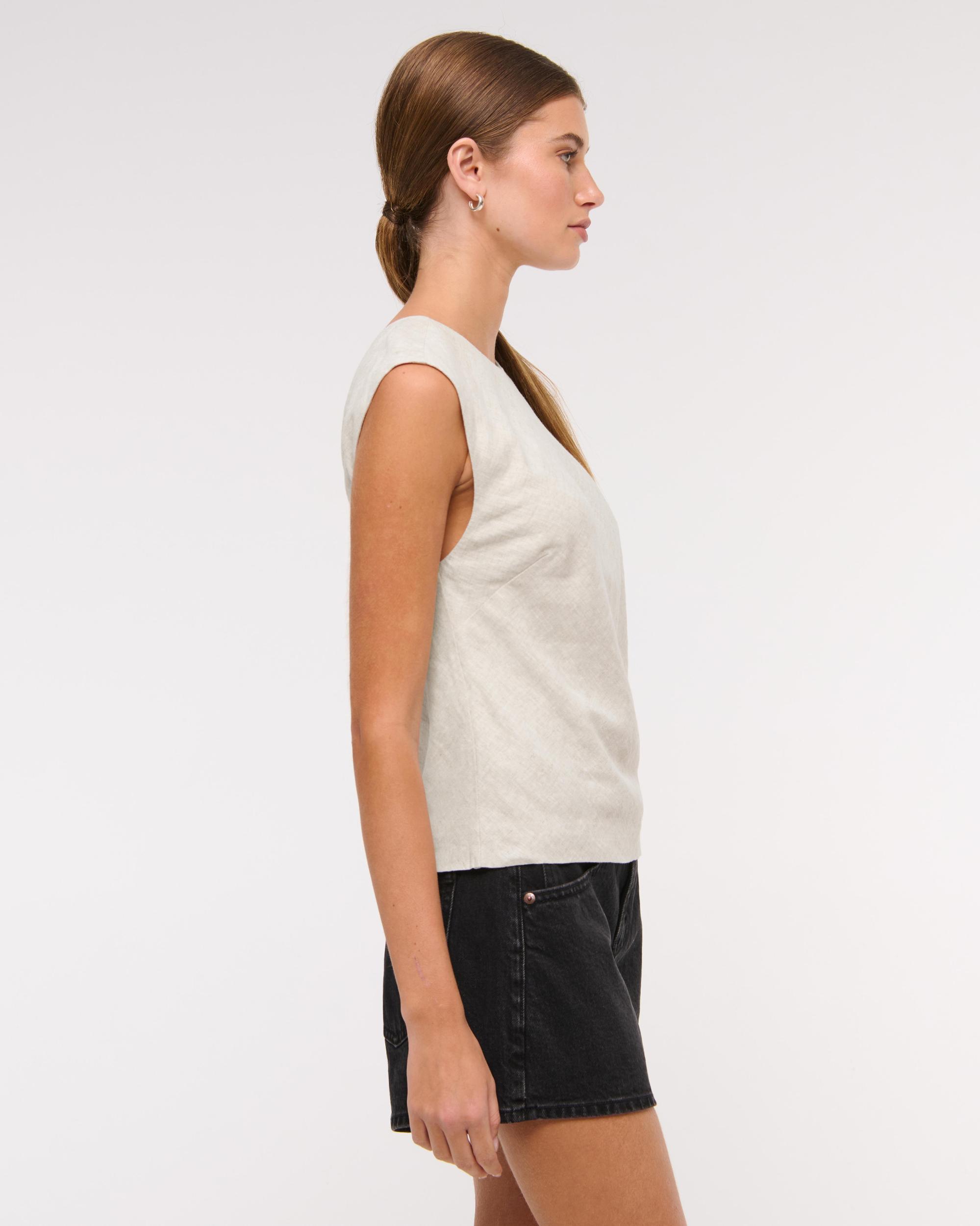 Linen-Blend Skimming Shell Top Product Image