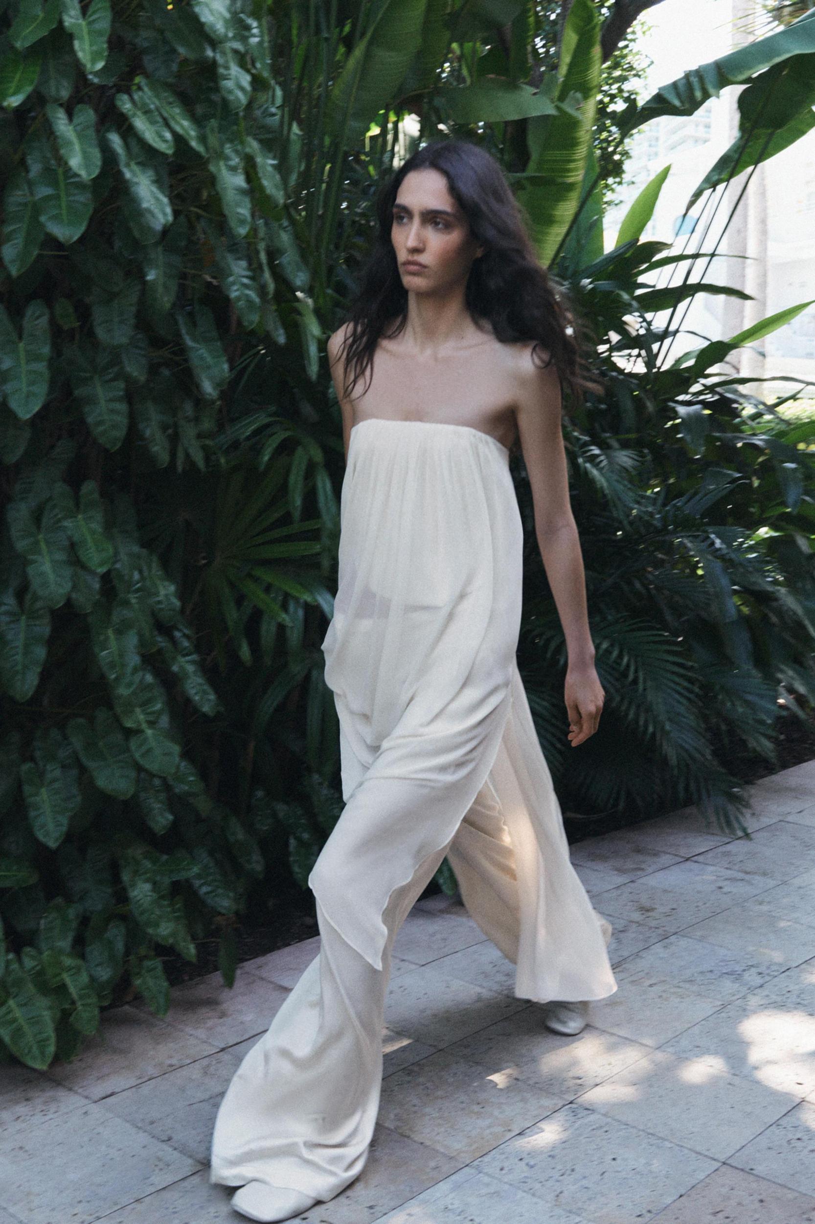 LIMITED EDITION STRAPLESS TOP Product Image