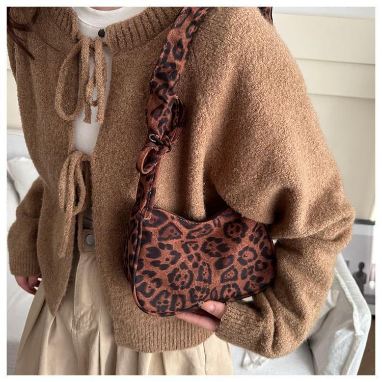 Leopard Print Shoulder Bag Product Image