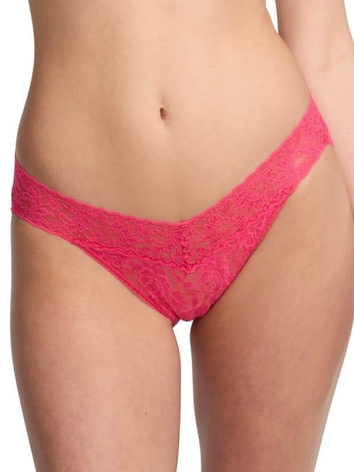 Signature Lace V-Kini Briefs Product Image