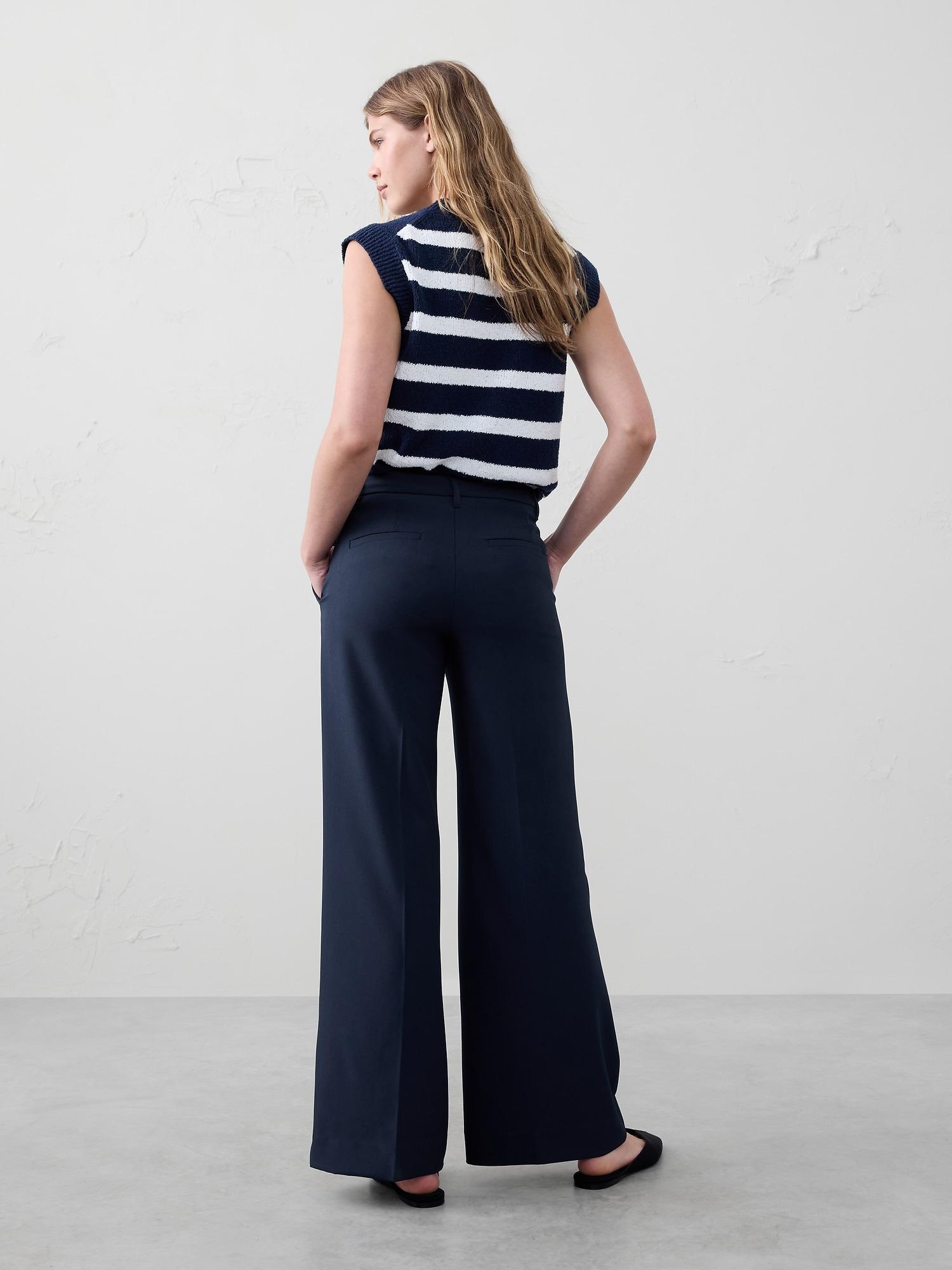 Sculpted Wide-Leg Trouser Product Image