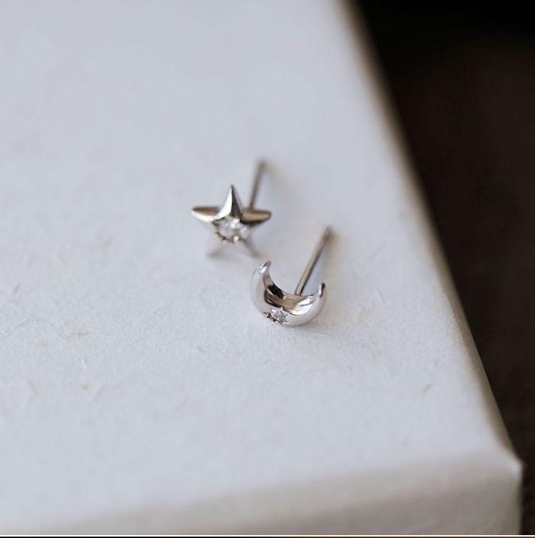 Moon & Star Rhinestone Asymmetrical S999 Silver Stud Earring Product Image