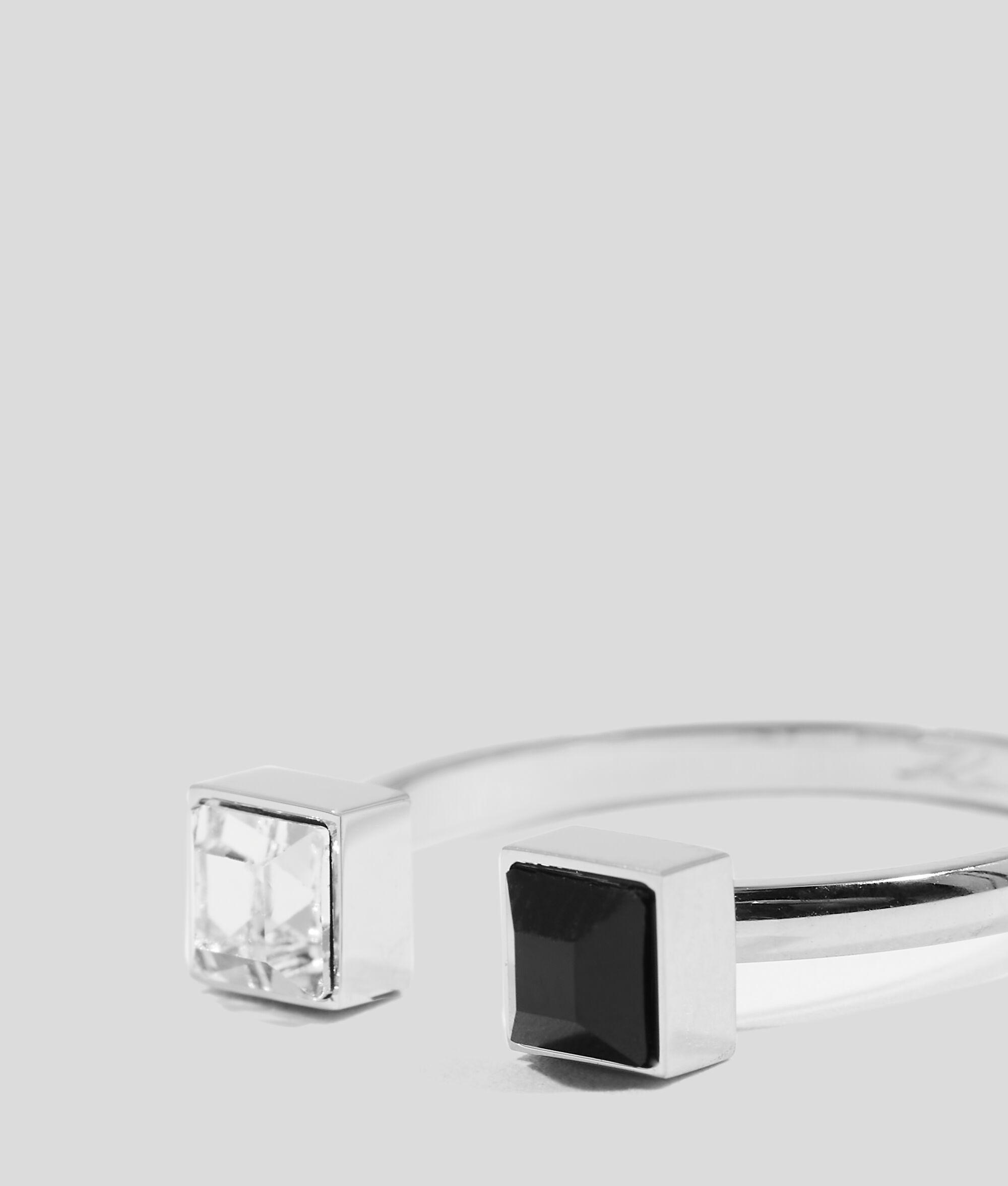 SIGNATURE CHAIN-LINK RING Product Image