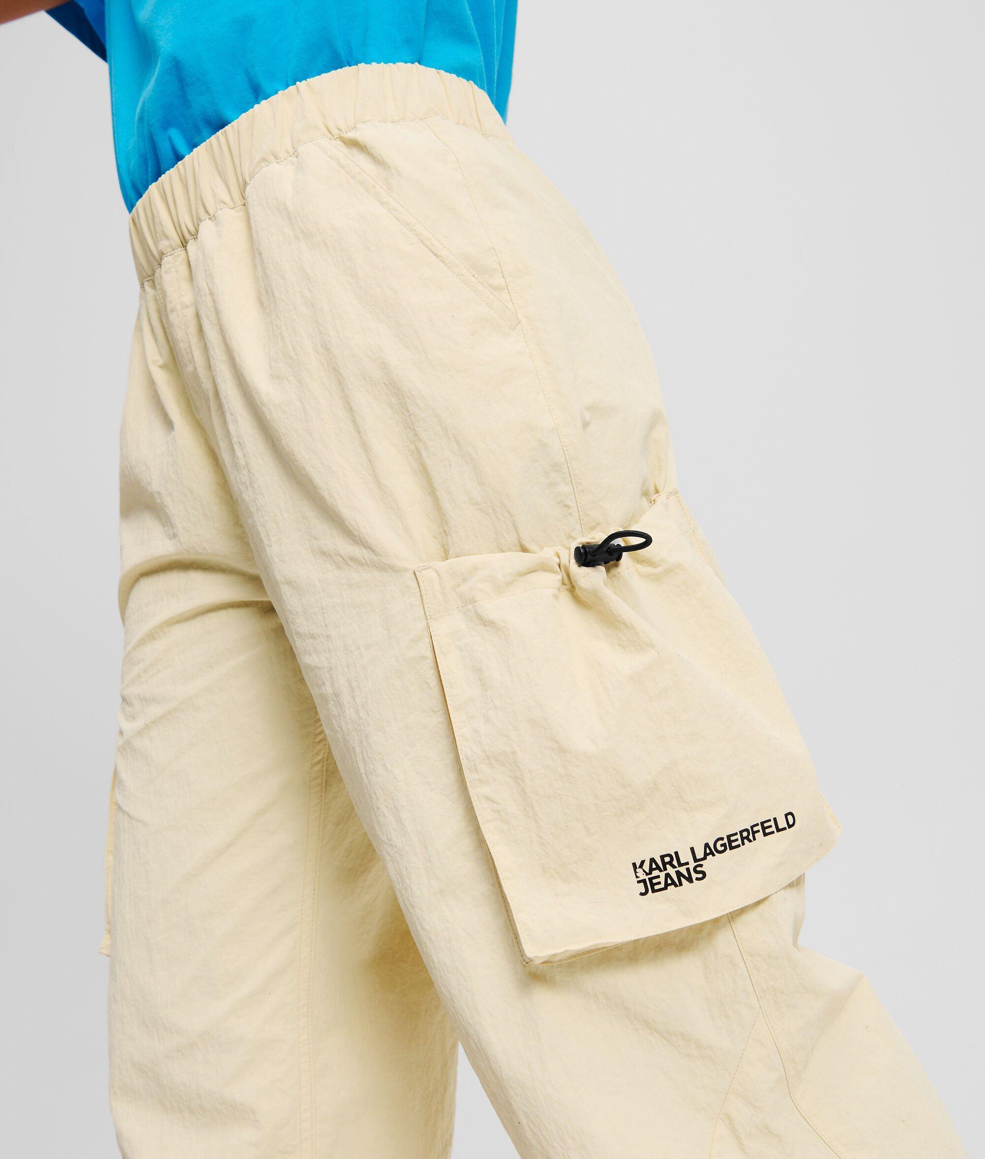 CARGO PANTS Product Image