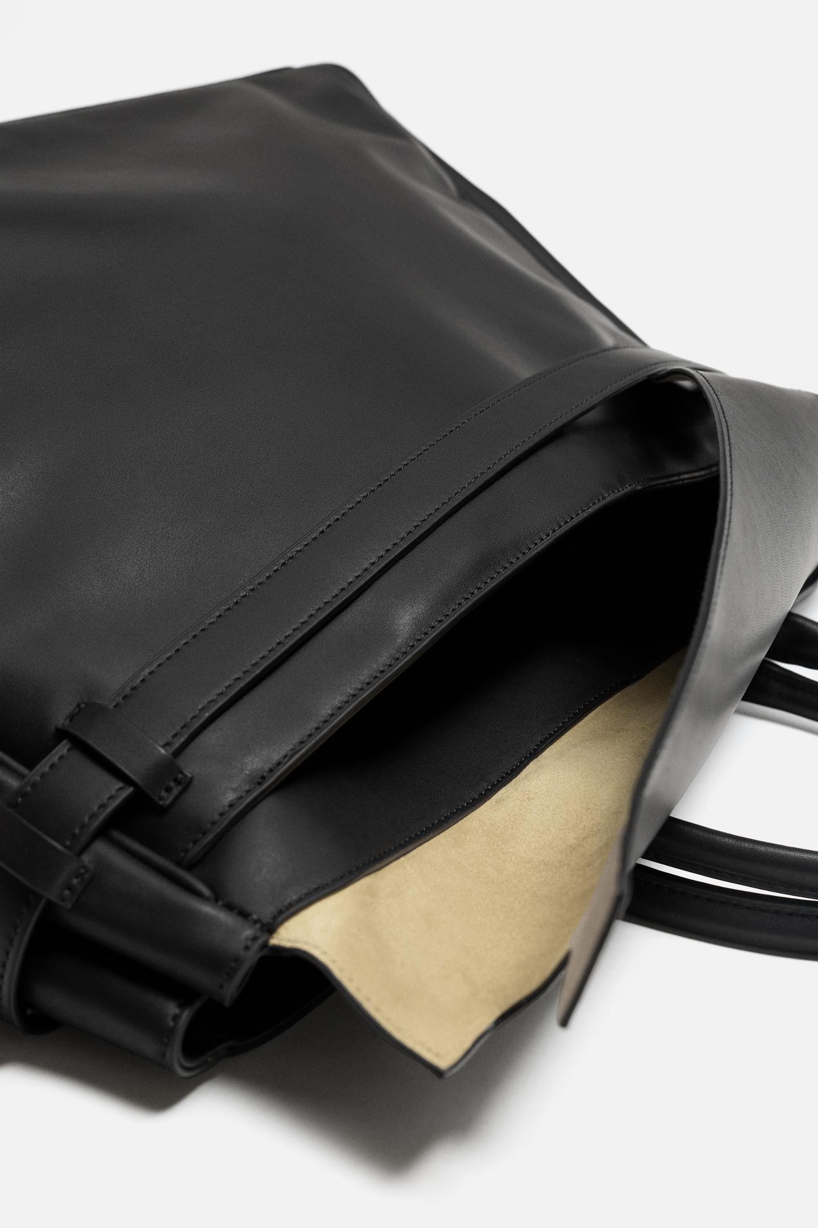 LEATHER HANDBAG Product Image
