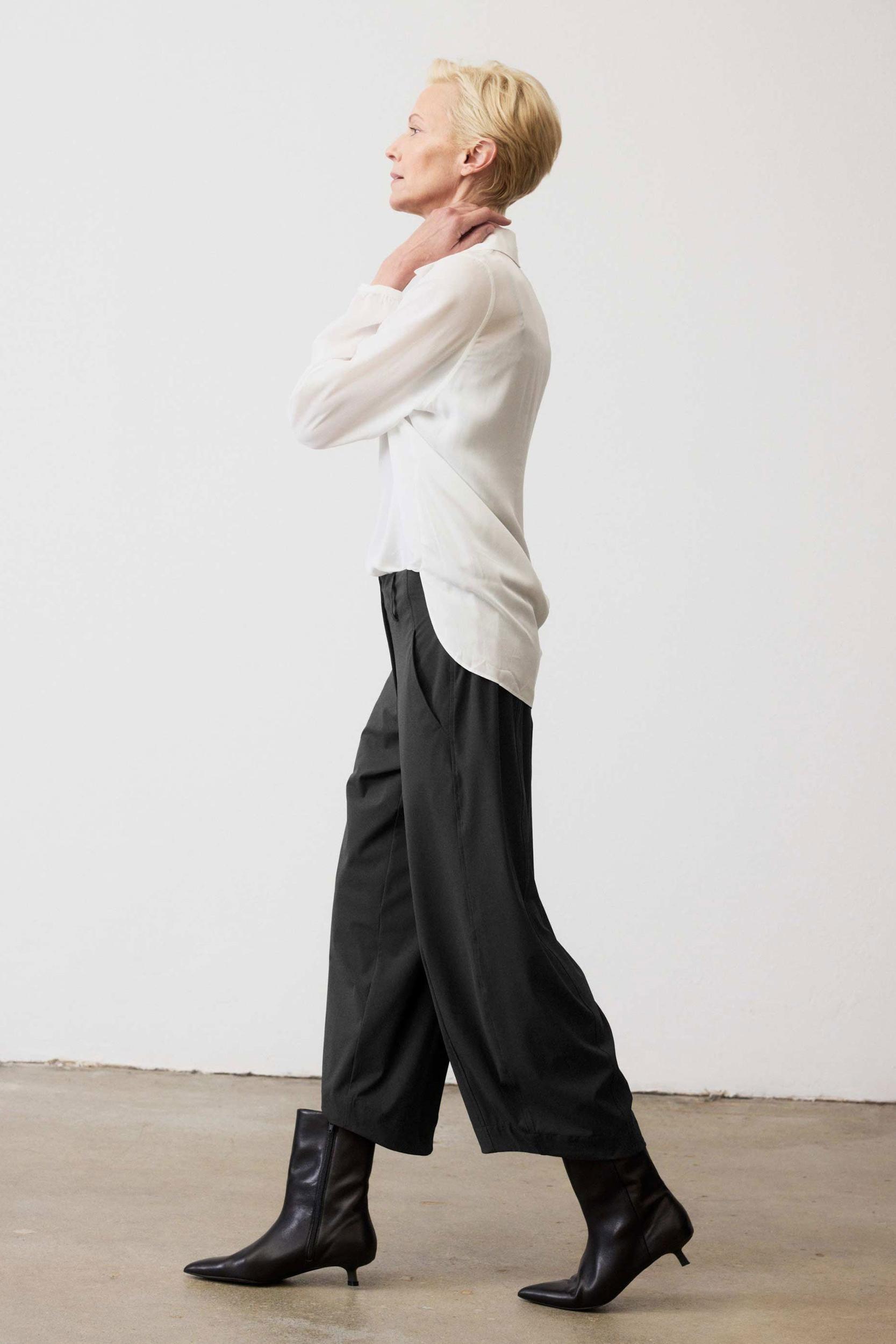 Petite Carefree Wide Leg Pants Product Image