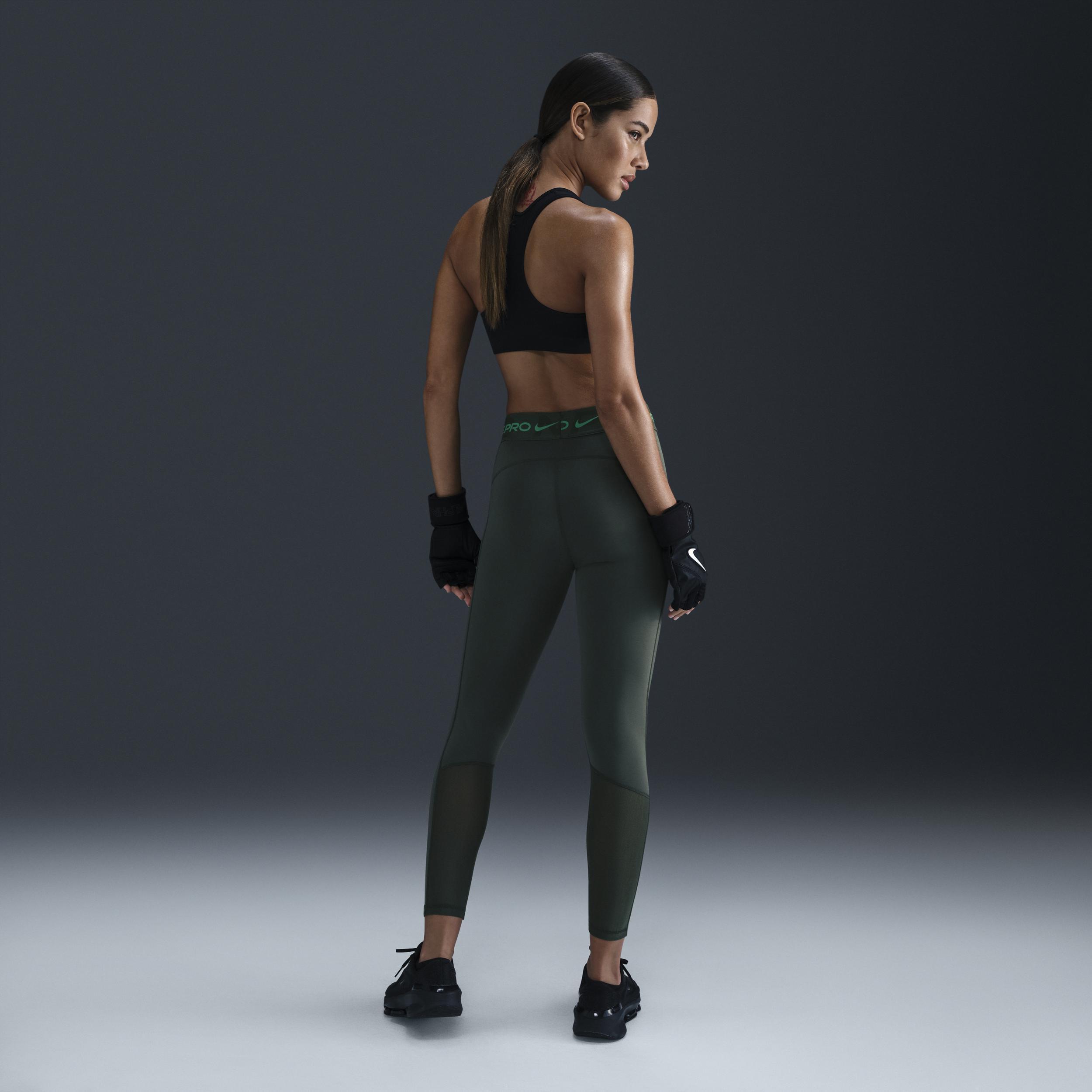 Nike Pro Women's Mid-Rise 7/8 Graphic Leggings Product Image