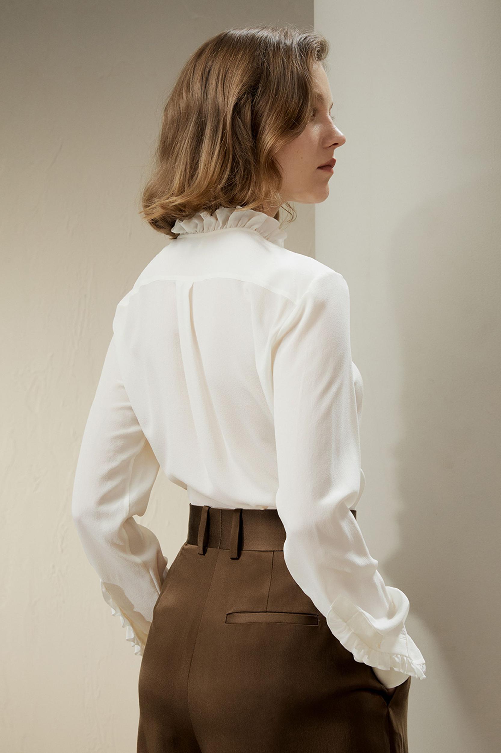 Crêpe de Chine Blouse with Ruffle Edge Product Image