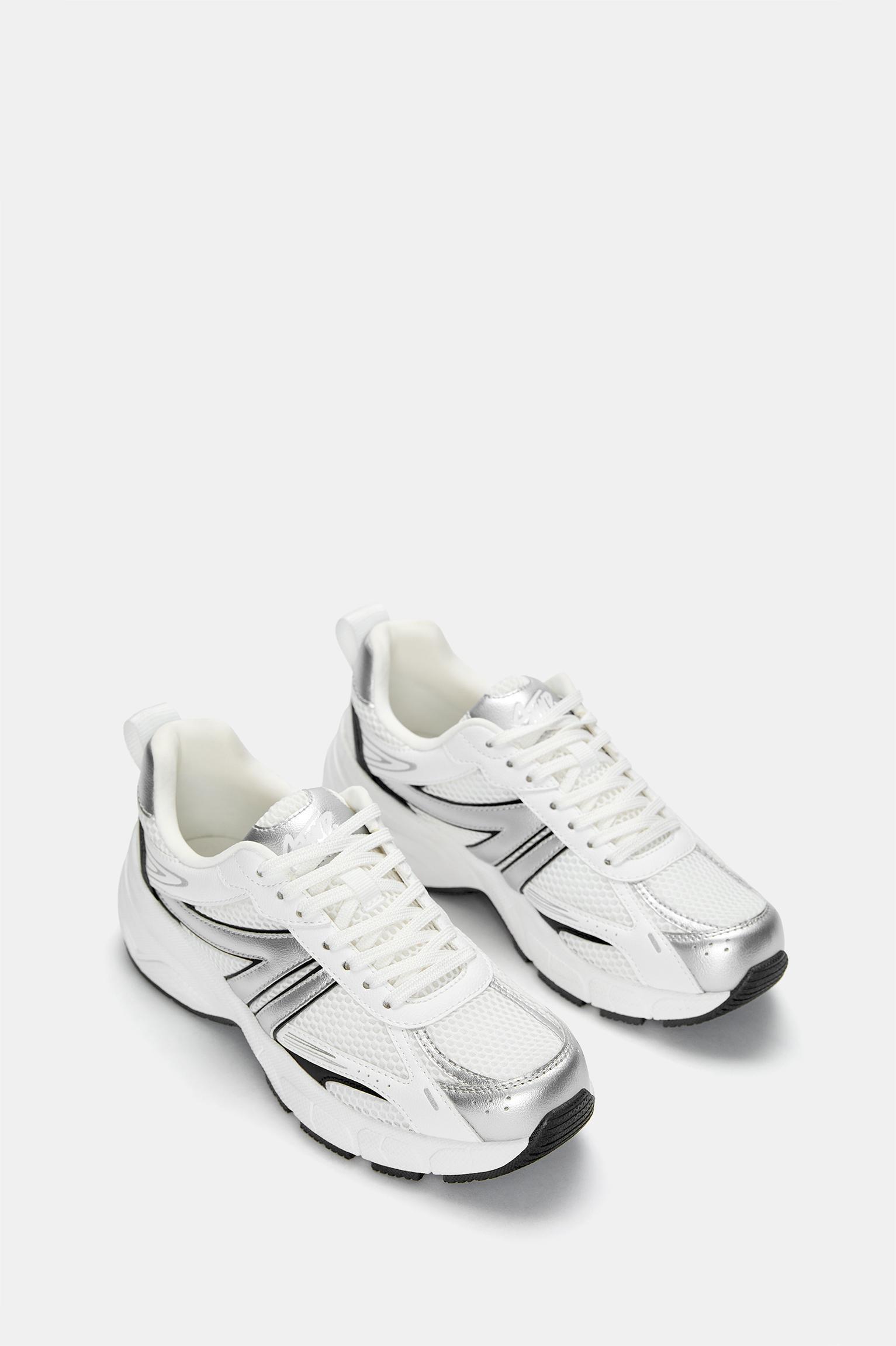 Multi-piece sneakers Product Image