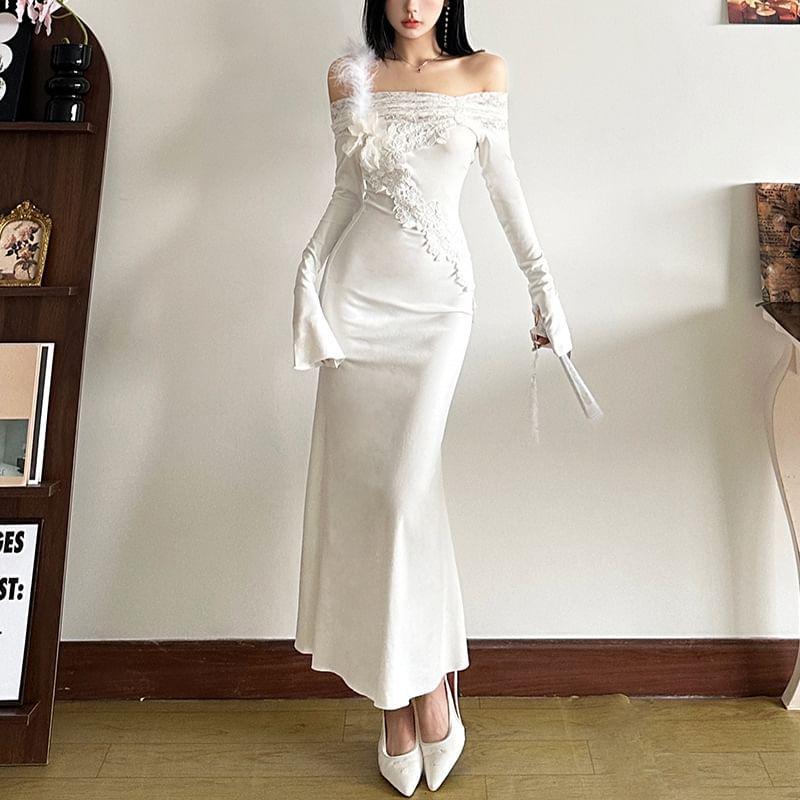 Long-Sleeve Off Shoulder Fayed Plain Maxi Mermaid Dress Product Image