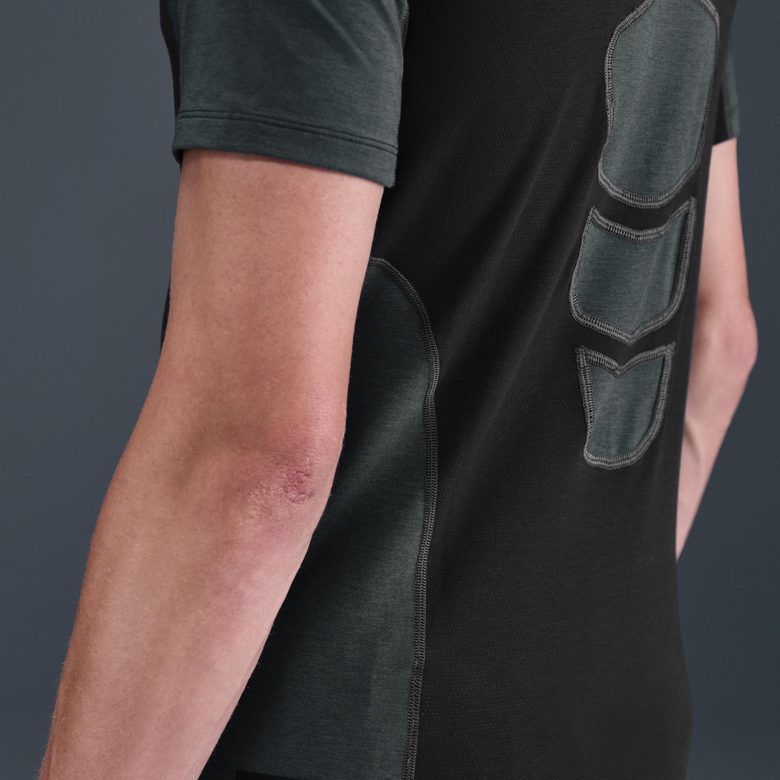Nike Mens Tech Dri-FIT Short-Sleeve Base Layer | IB1522-010 Product Image