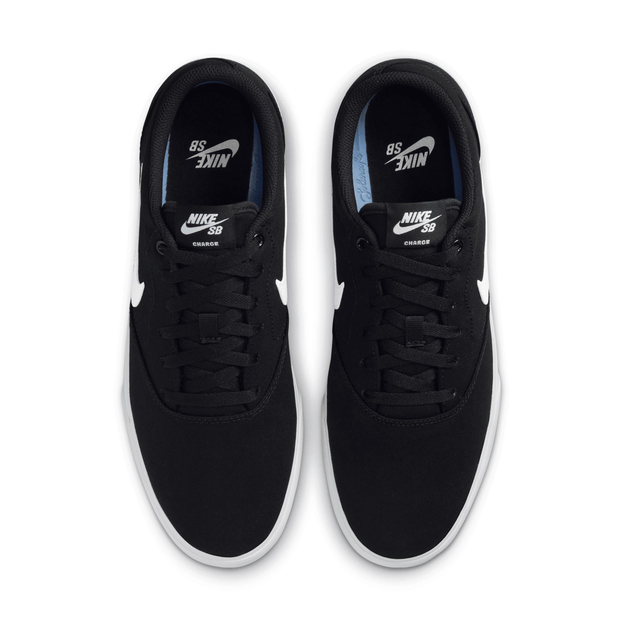 Nike SB Charge Canvas Skate Shoes Product Image