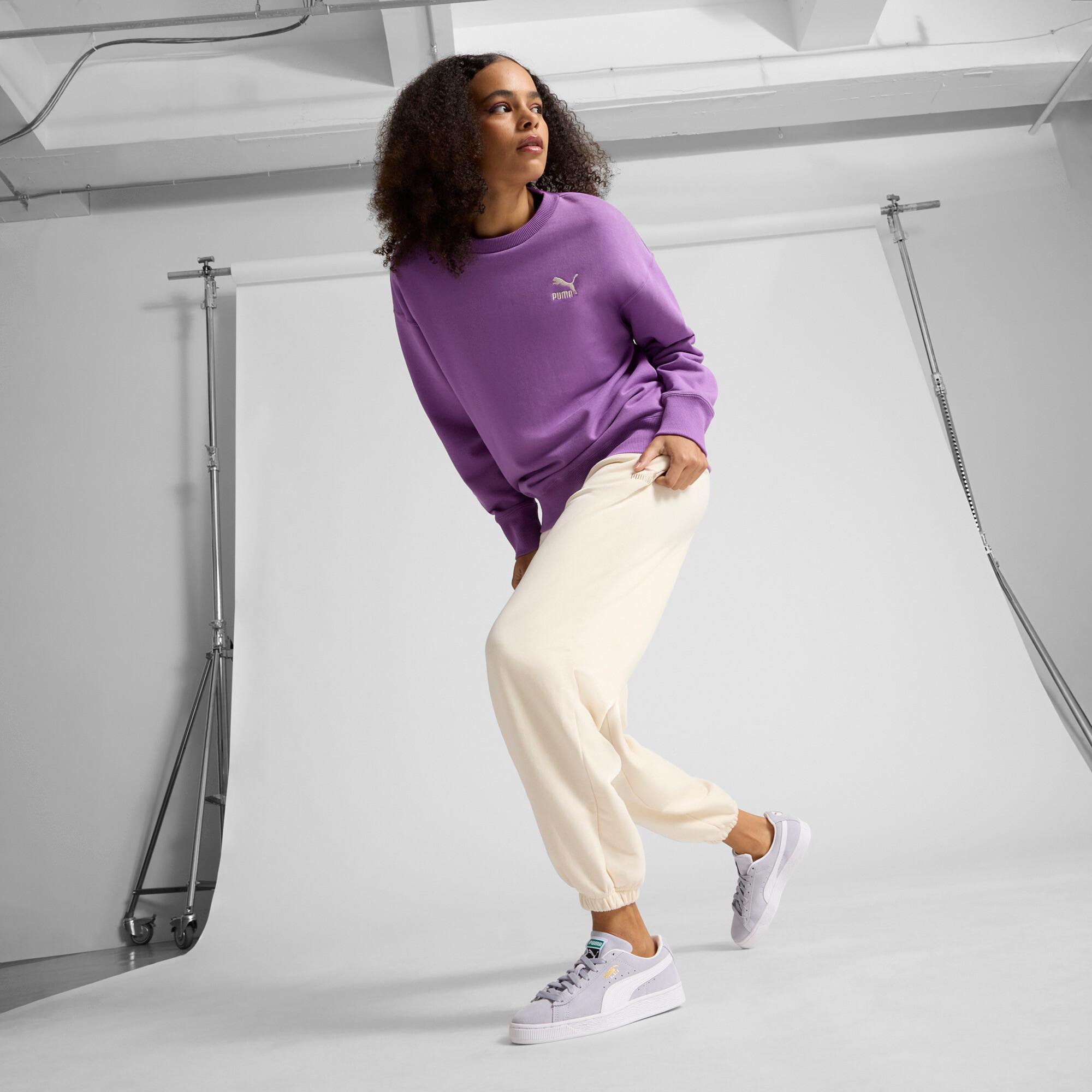 Suede Classic Women's Sneakers Product Image