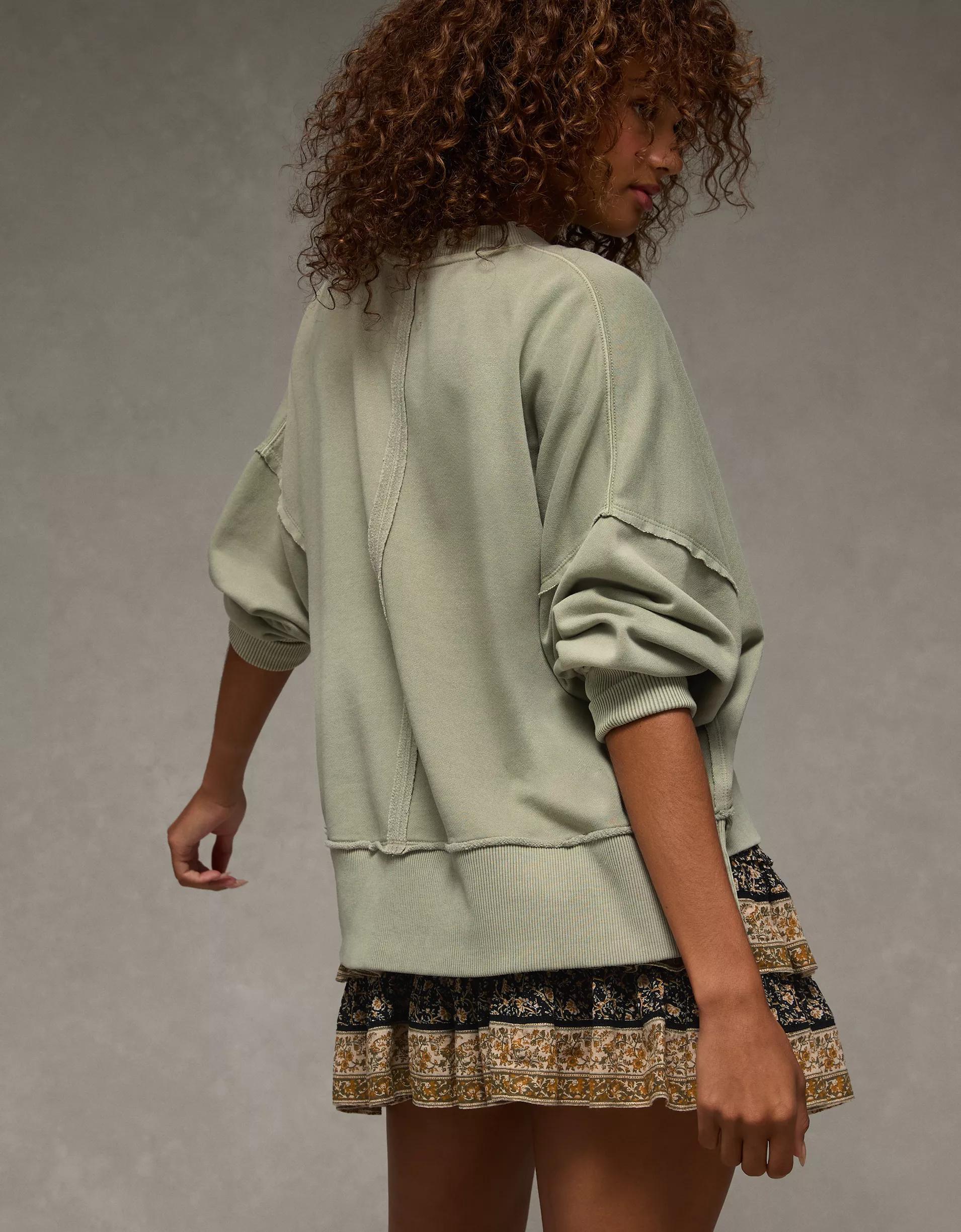 AE Big Hug Graphic Sweatshirt Product Image