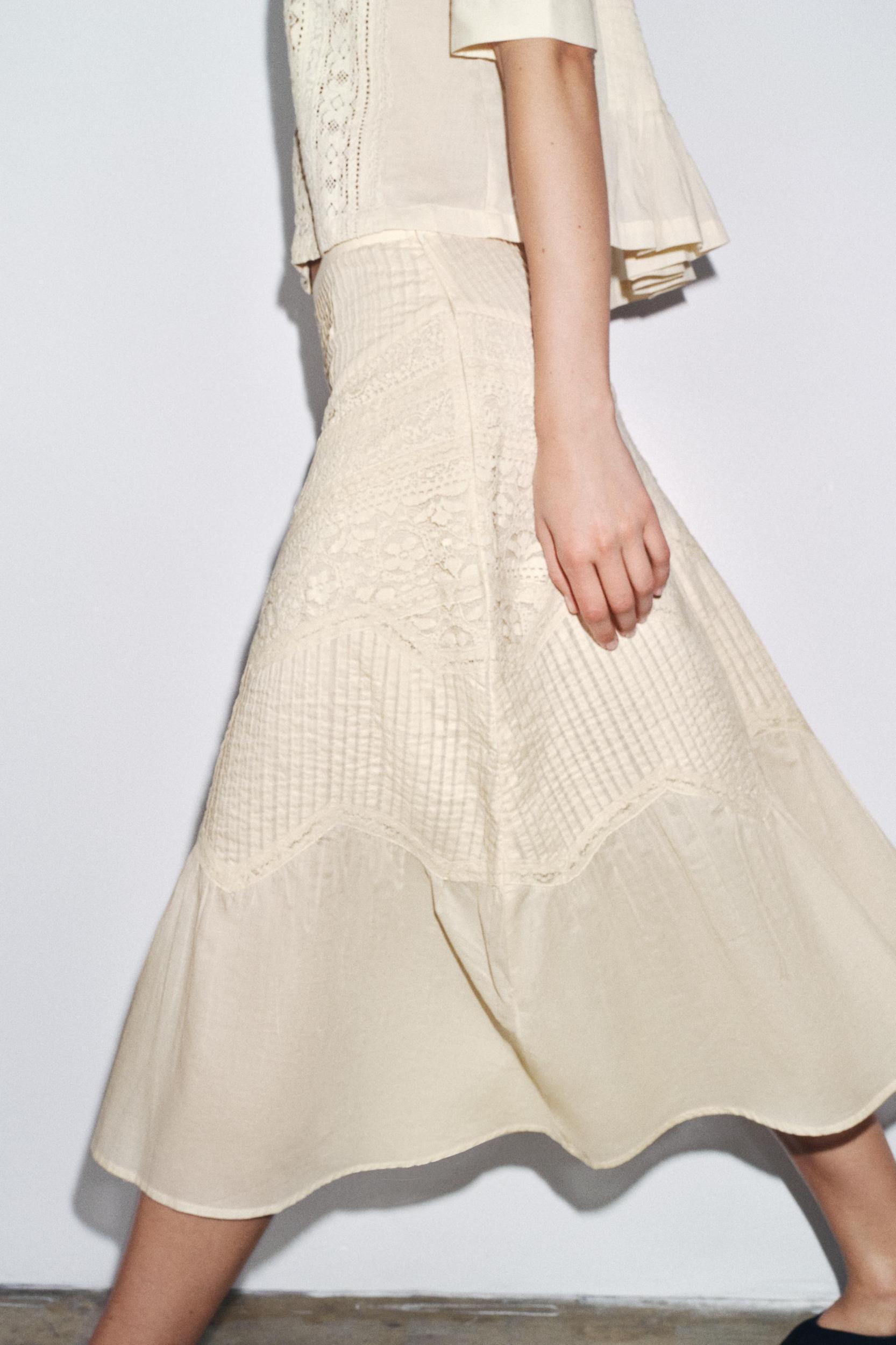 ZW COLLECTION LACE MIDI SKIRT Product Image