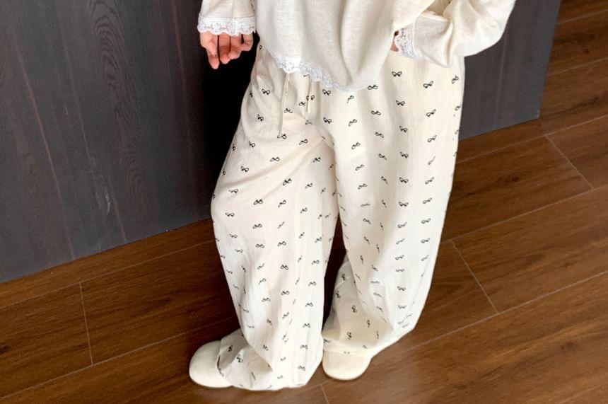 Long Sleeve Scoop Neck Plain Bow T-Shirt / Drawstring Waist Bow Print Wide Leg Pants Product Image