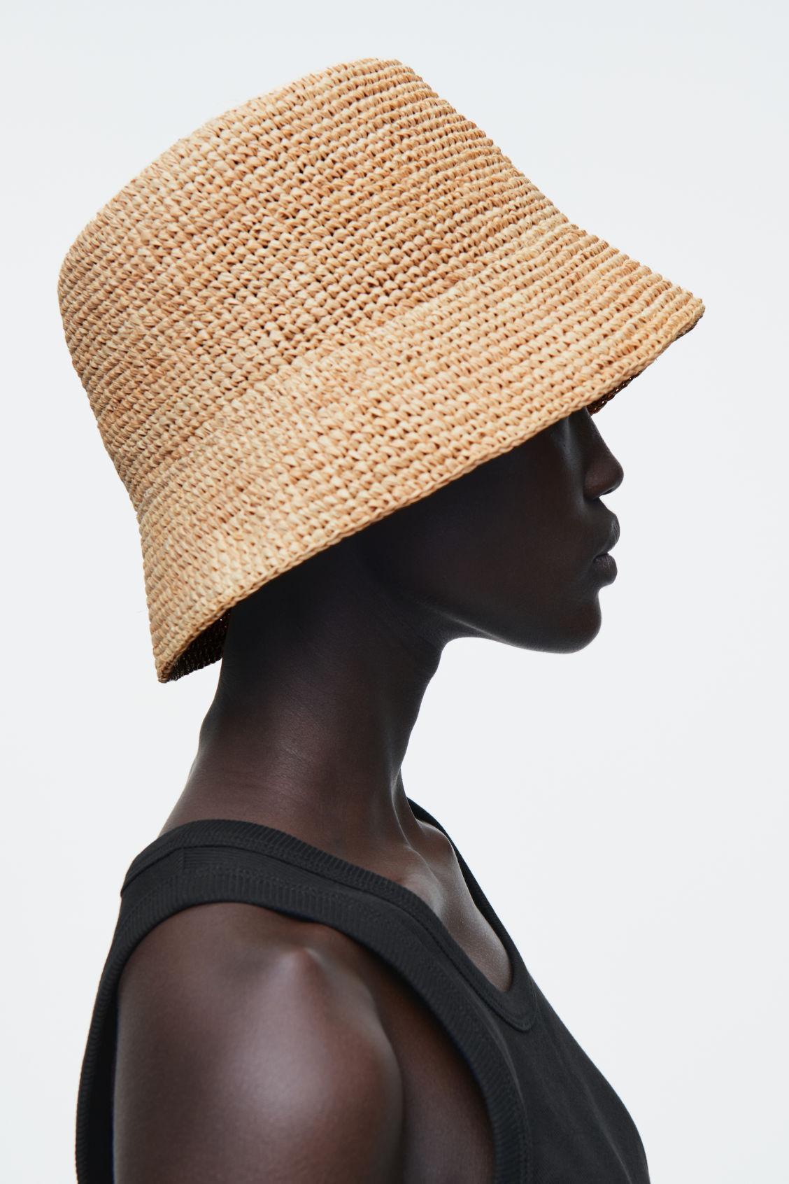 STRAW BUCKET HAT Product Image