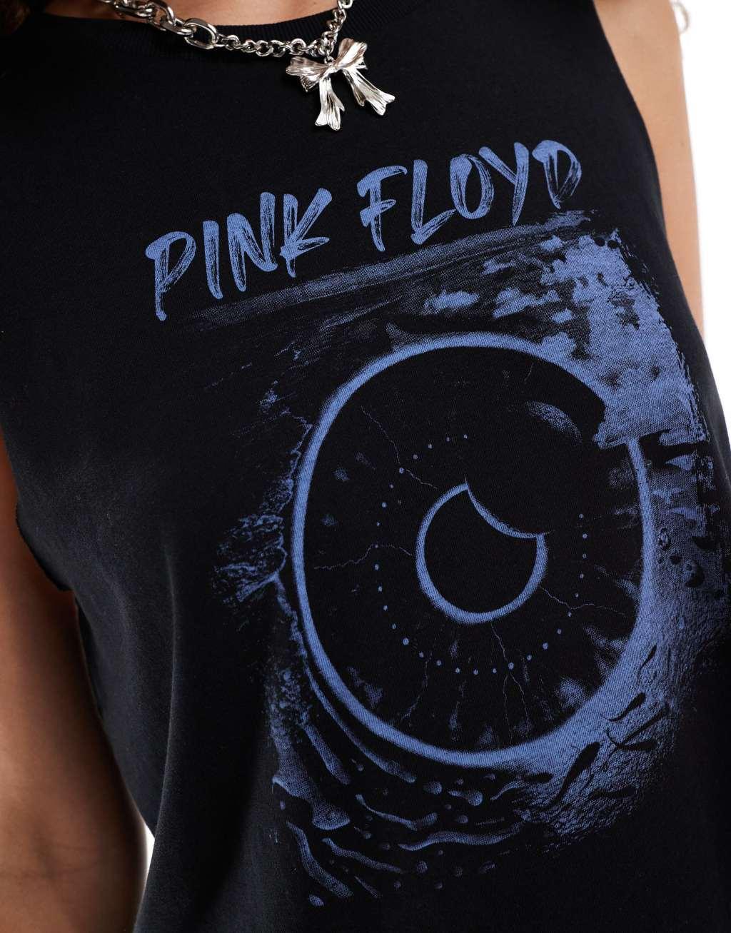 Noisy May oversized tank top with Pink Floyd print in black Product Image