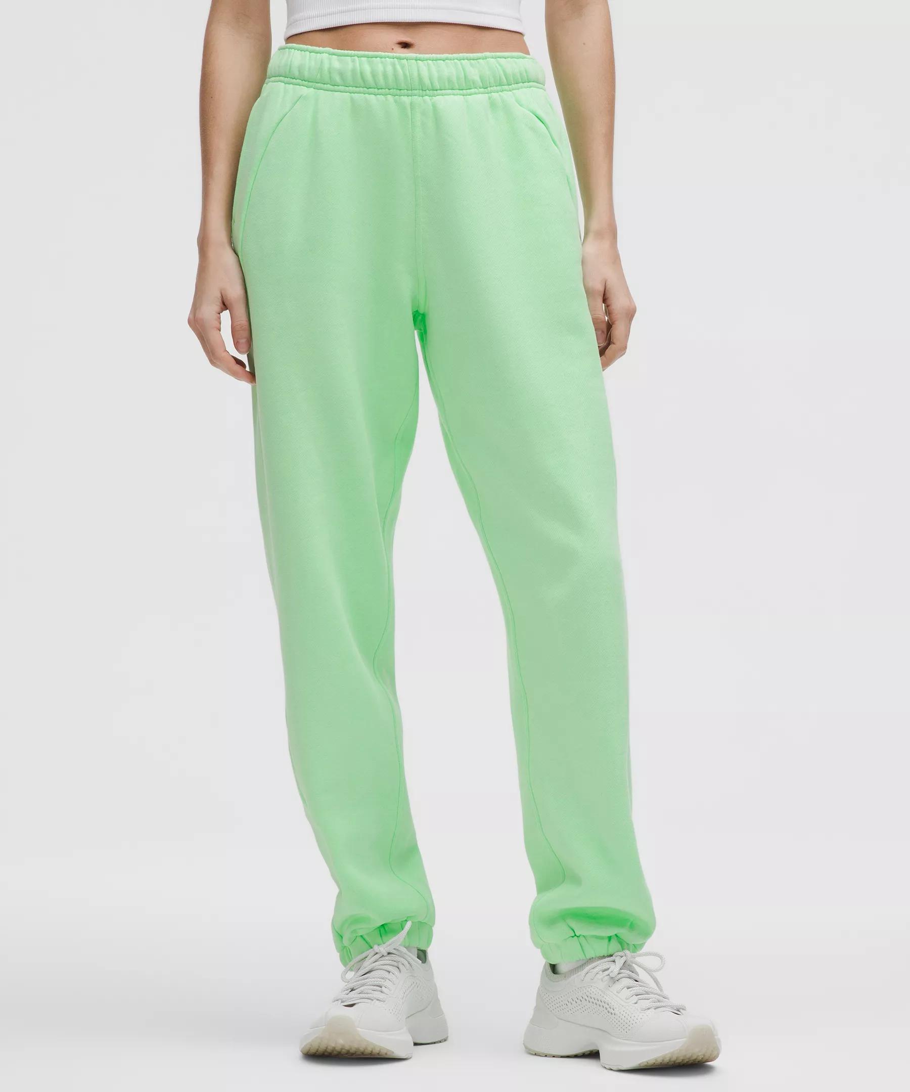 Scuba Mid-Rise Oversized Jogger *Regular Product Image