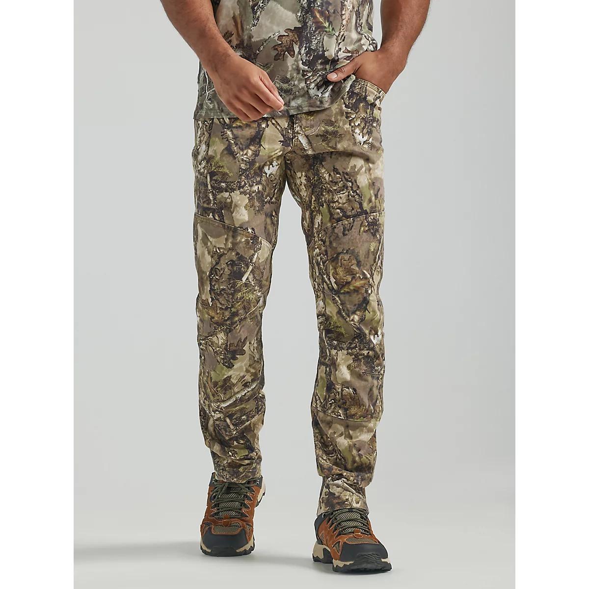 Wrangler® Men's Five Star Premium Relaxed Fit Flex Cargo Pant in Navy Product Image