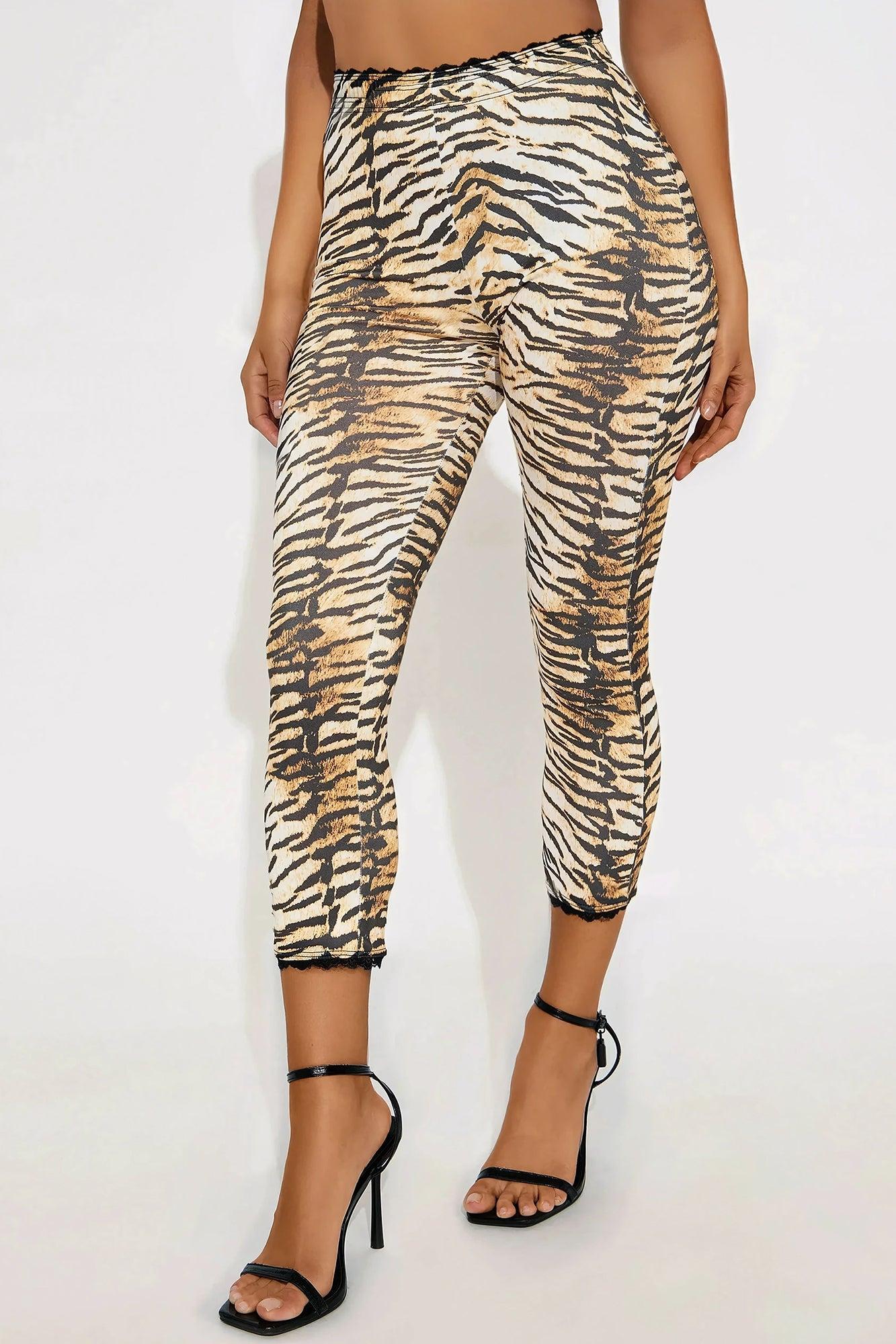 Zadie Capri Legging - Brown/combo Product Image