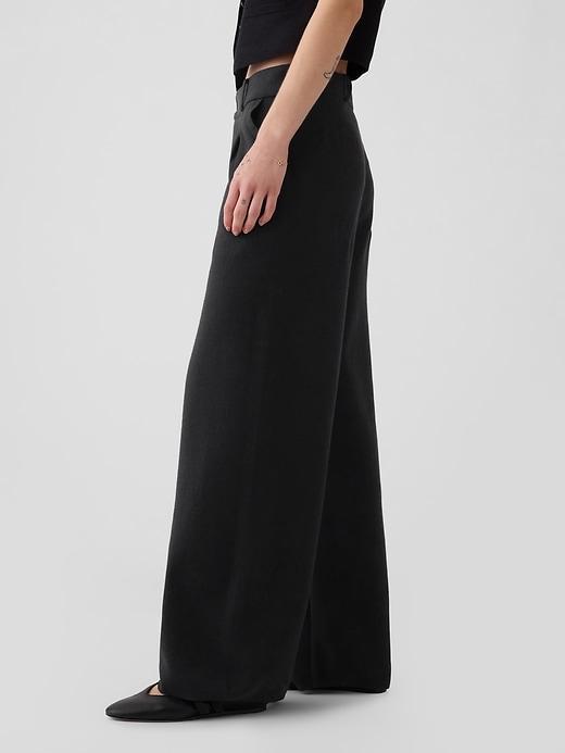 CashSoft Pleated Trousers Product Image