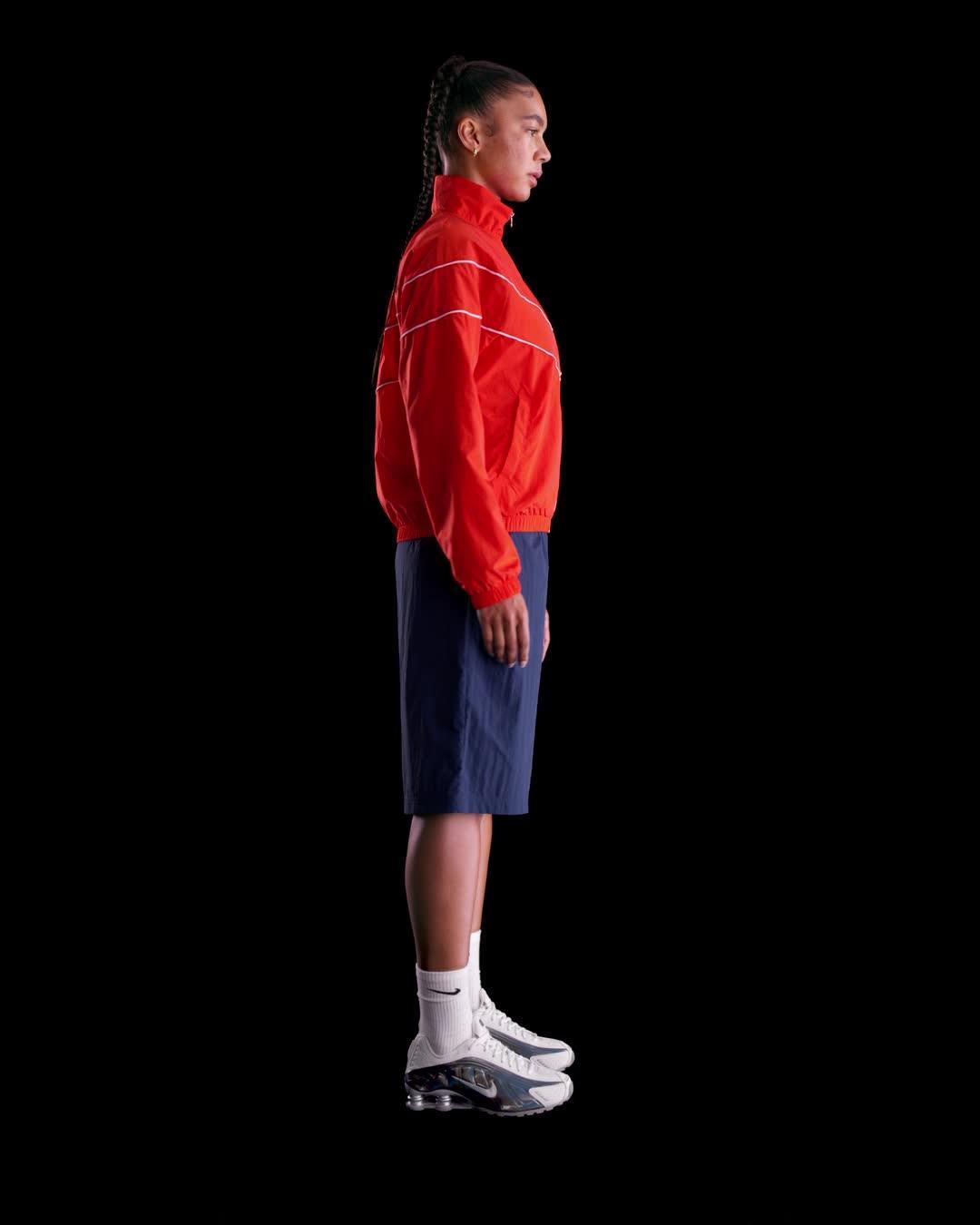 Nike Womens Windrunner Loose UV Woven Full-Zip Jacket | FV6304-633 Product Image