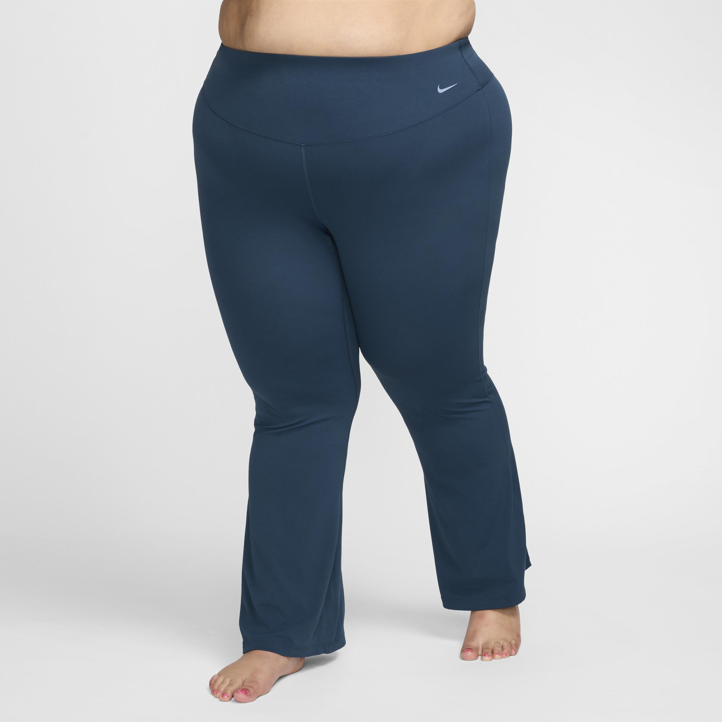 Nike Women's Zenvy High-Waisted Flared Leggings (Plus Size) Product Image