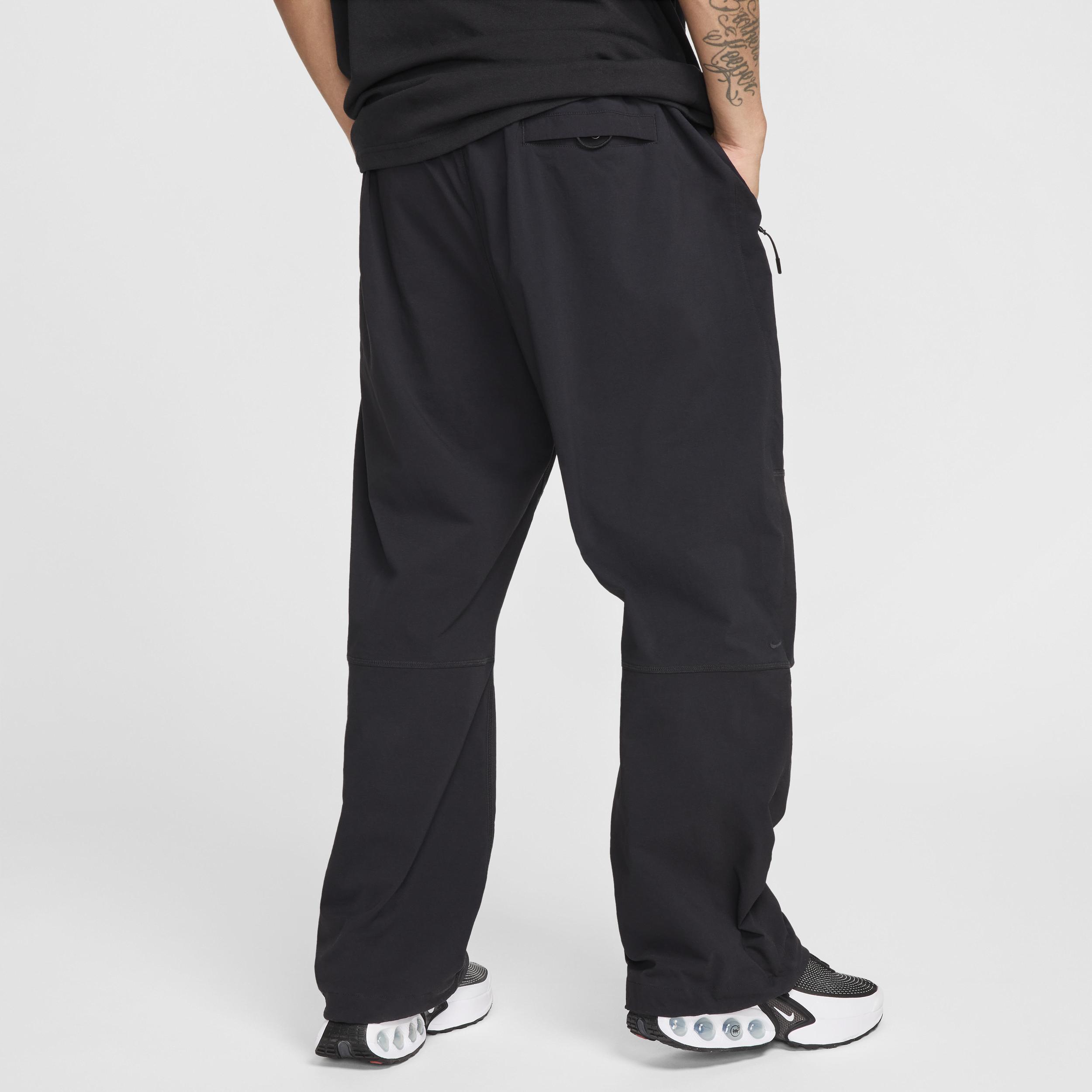 Nike Men's Tech Woven Oversized Pants Product Image