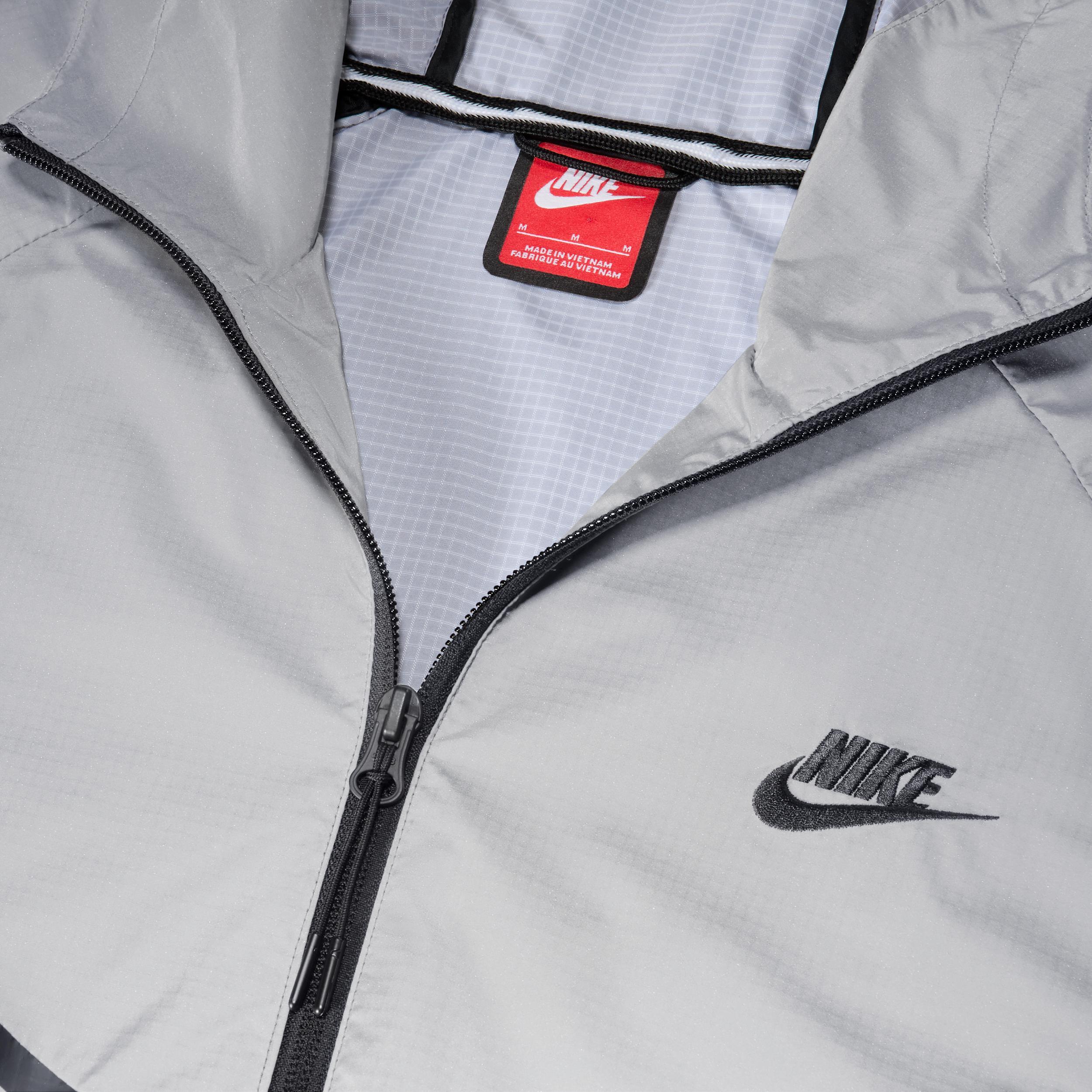 Mens Nike Tech Woven Flash Jacket Product Image