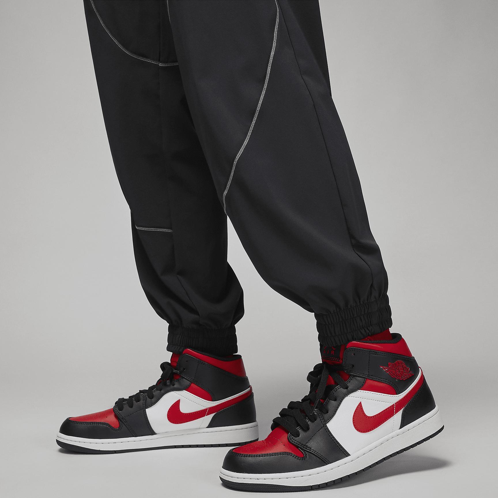 Womens Jordan Sport Tunnel Pants | FB4659-010 Product Image