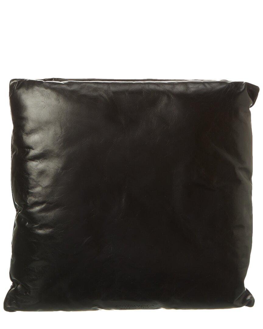 BOTTEGA VENETA Leather Pouch In Black Product Image