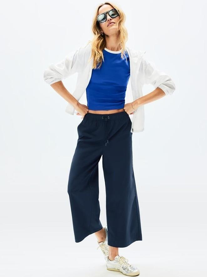 Midday Mid Rise Crop Poplin Pant Product Image