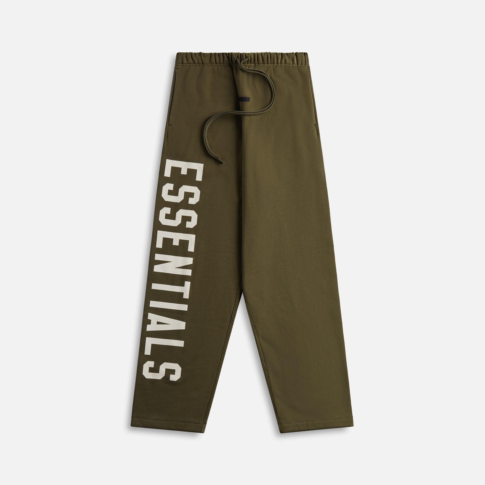 Essentials Fleece Relaxed Sweatpant - Military Male Product Image