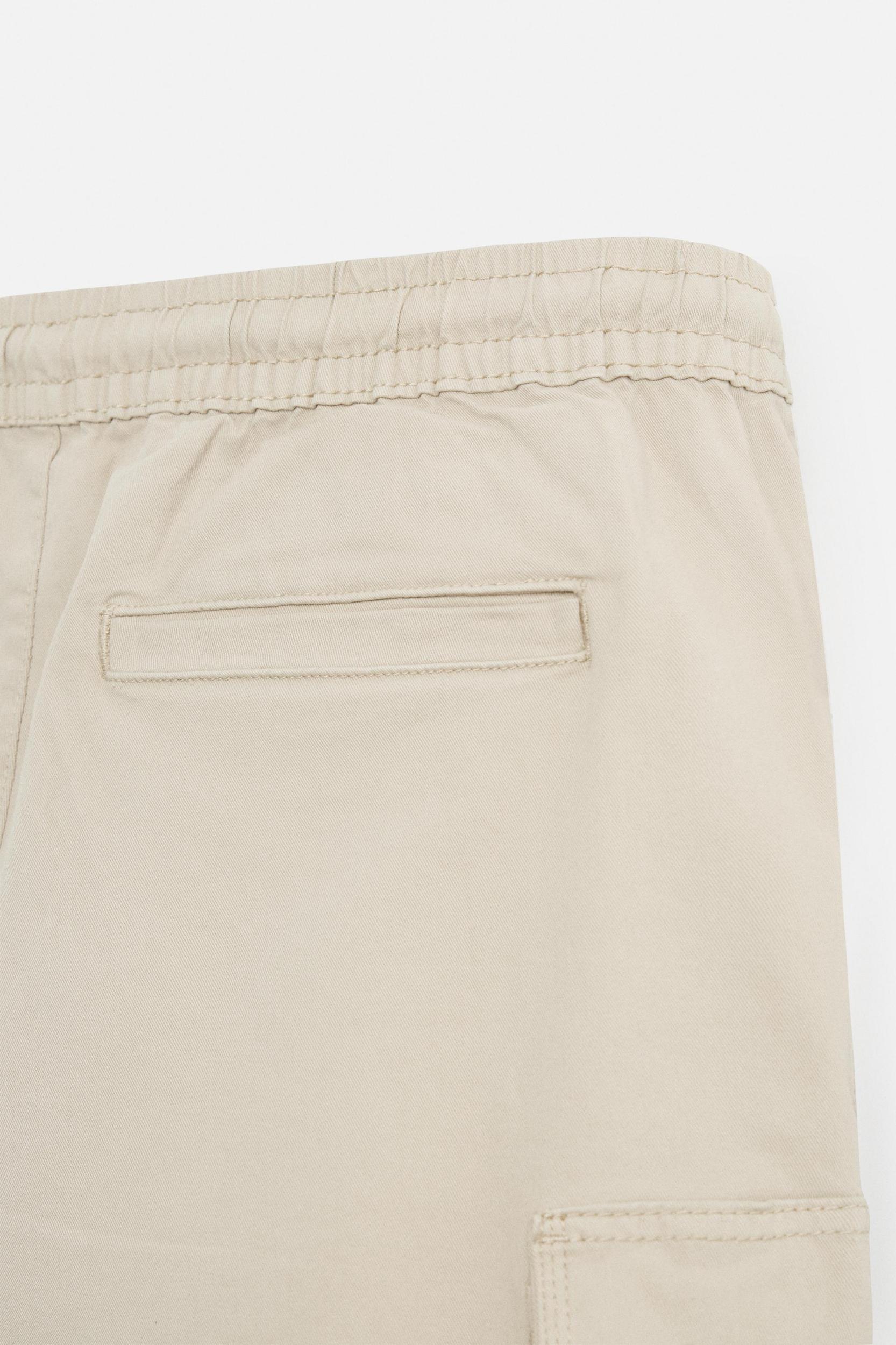 CARGO SHORTS Product Image