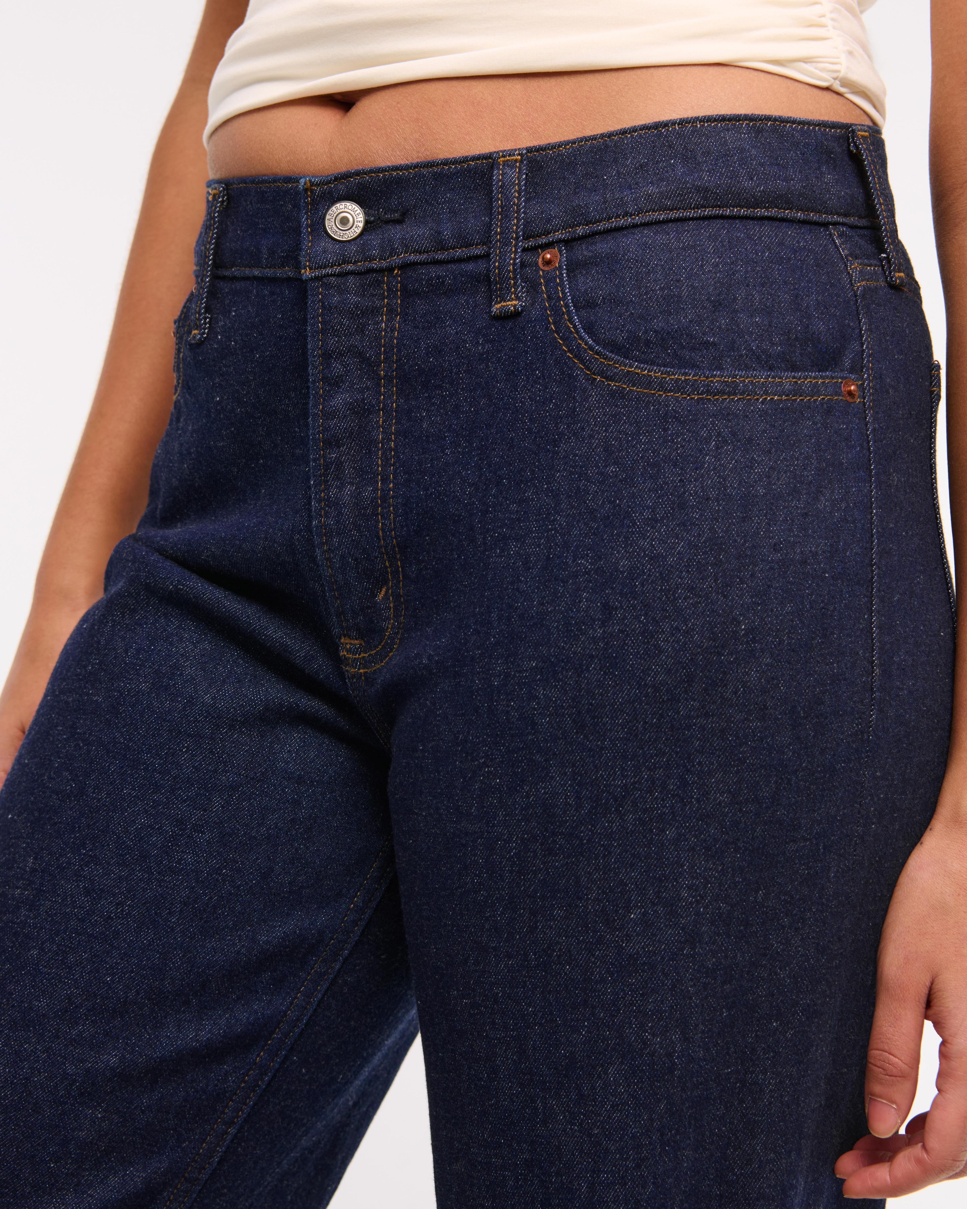 Curve Love Low Rise Baggy Jean Product Image